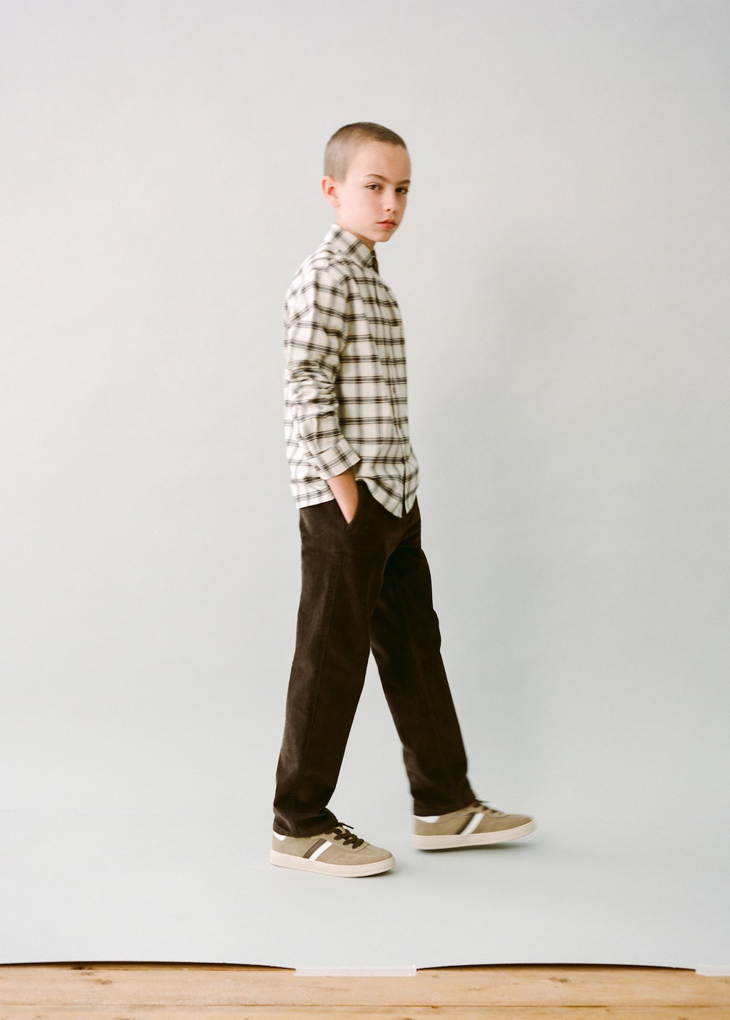 Straight-leg corduroy pants