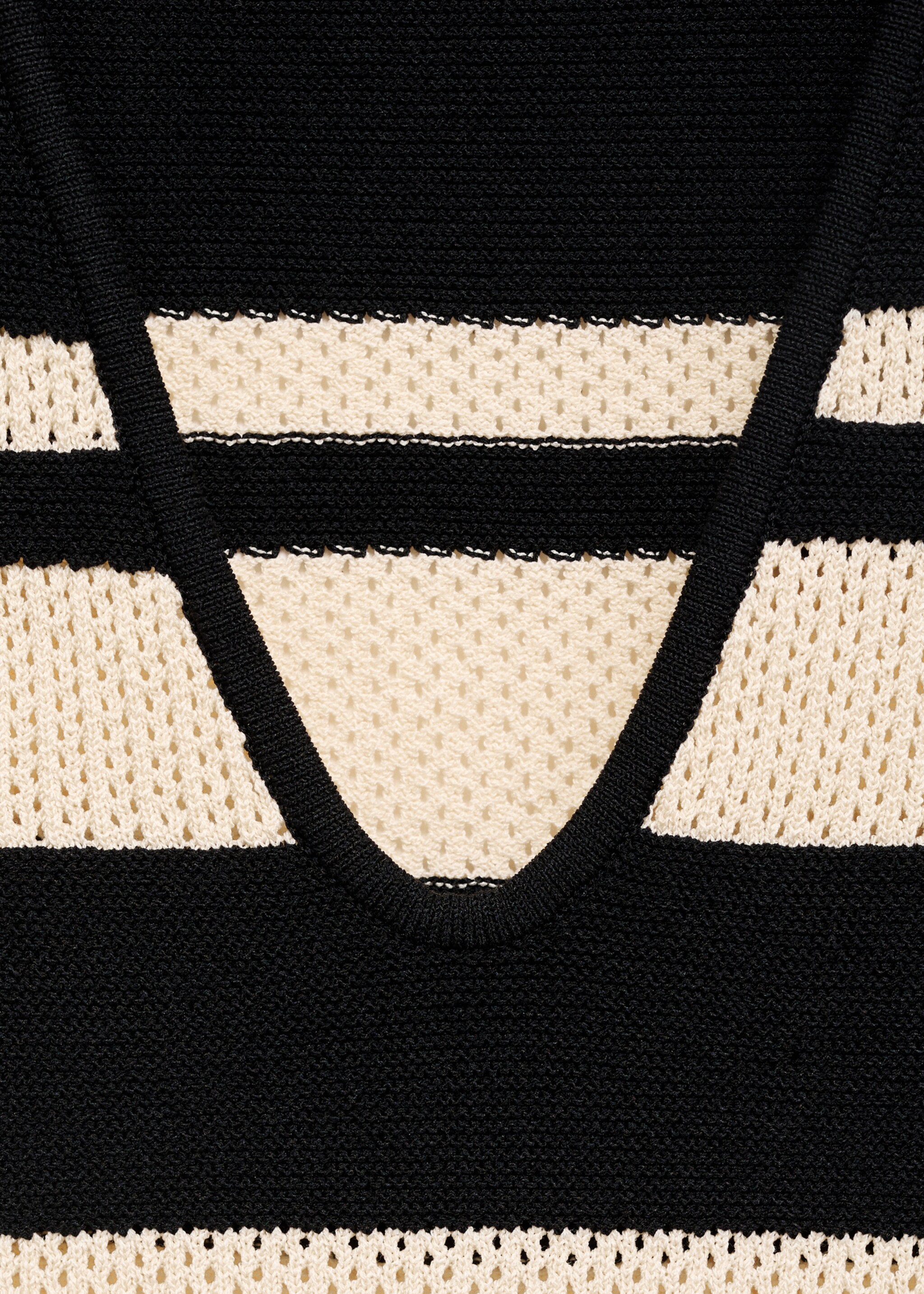 Knitted V-neck top with stripes - Details of the article 8, Black. Ref: 17096727-00.