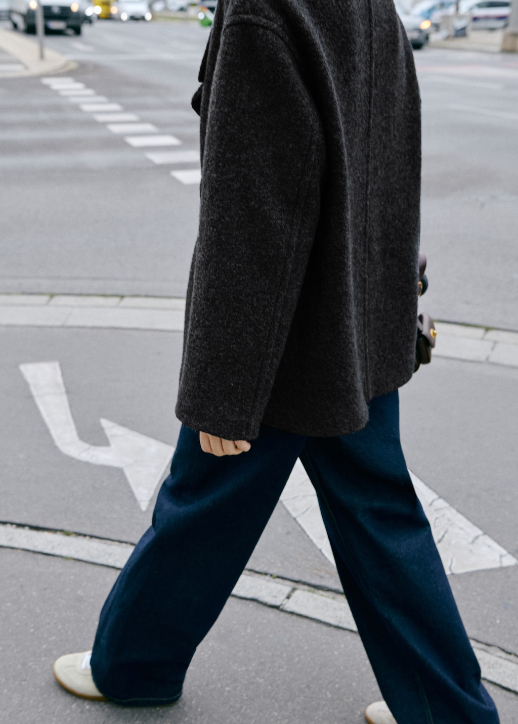 Oversized wool coat with maxi lapels