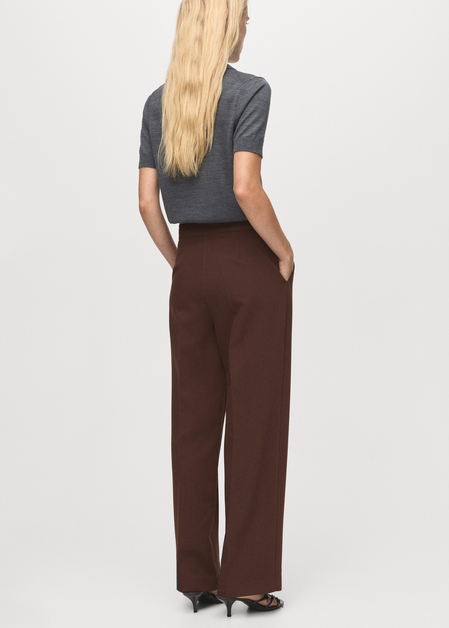 High-waist straight trousers - Reverse of the article