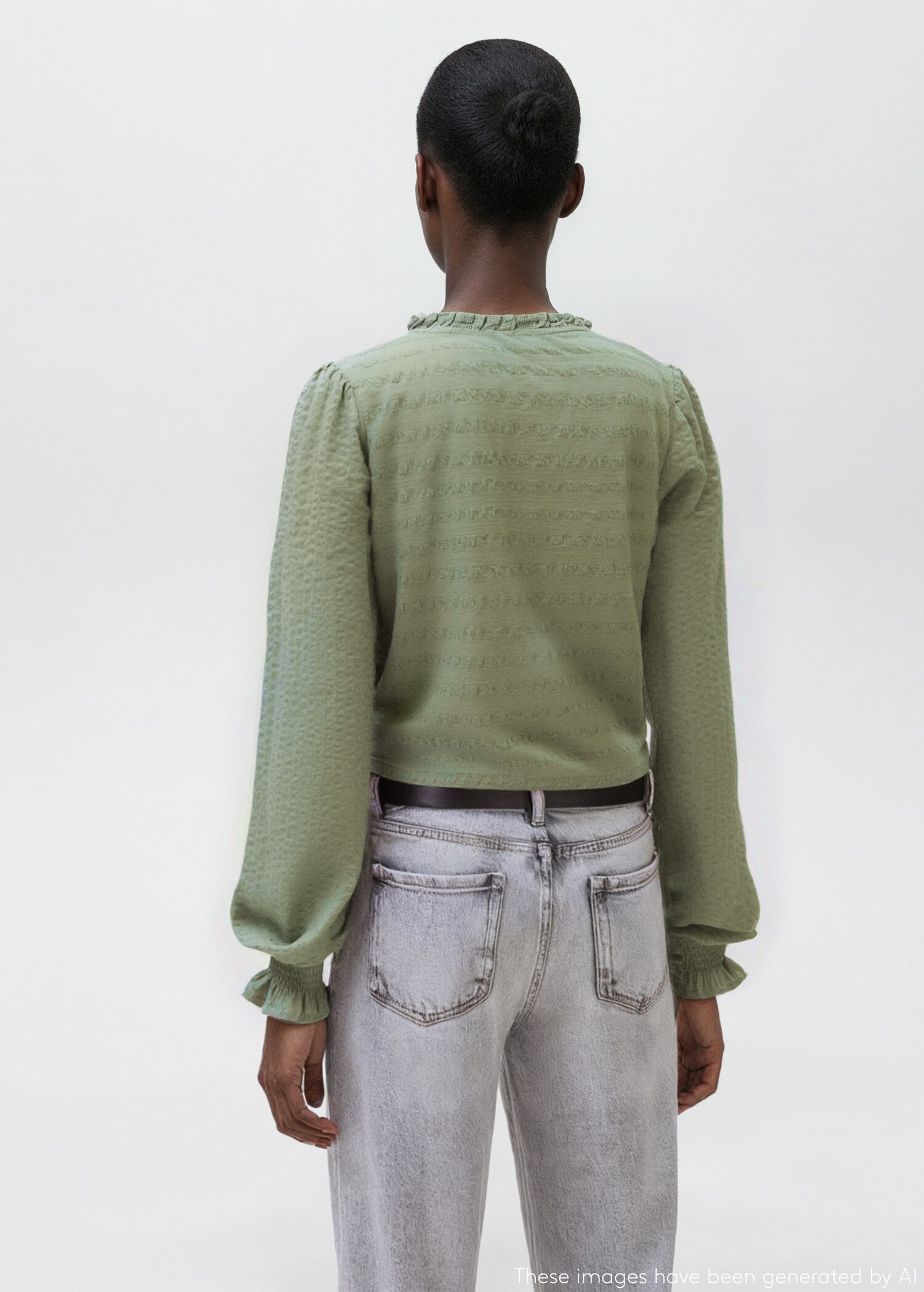 Textured cotton blouse - Reverse of the article
