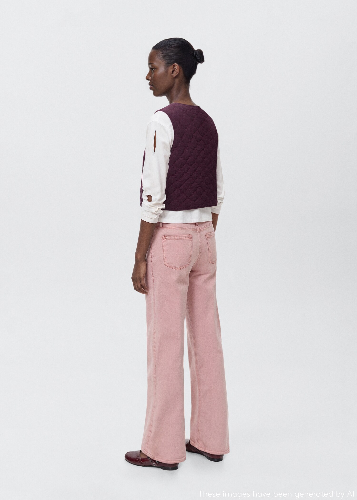 Floral-embroidered vest - Reverse of the article