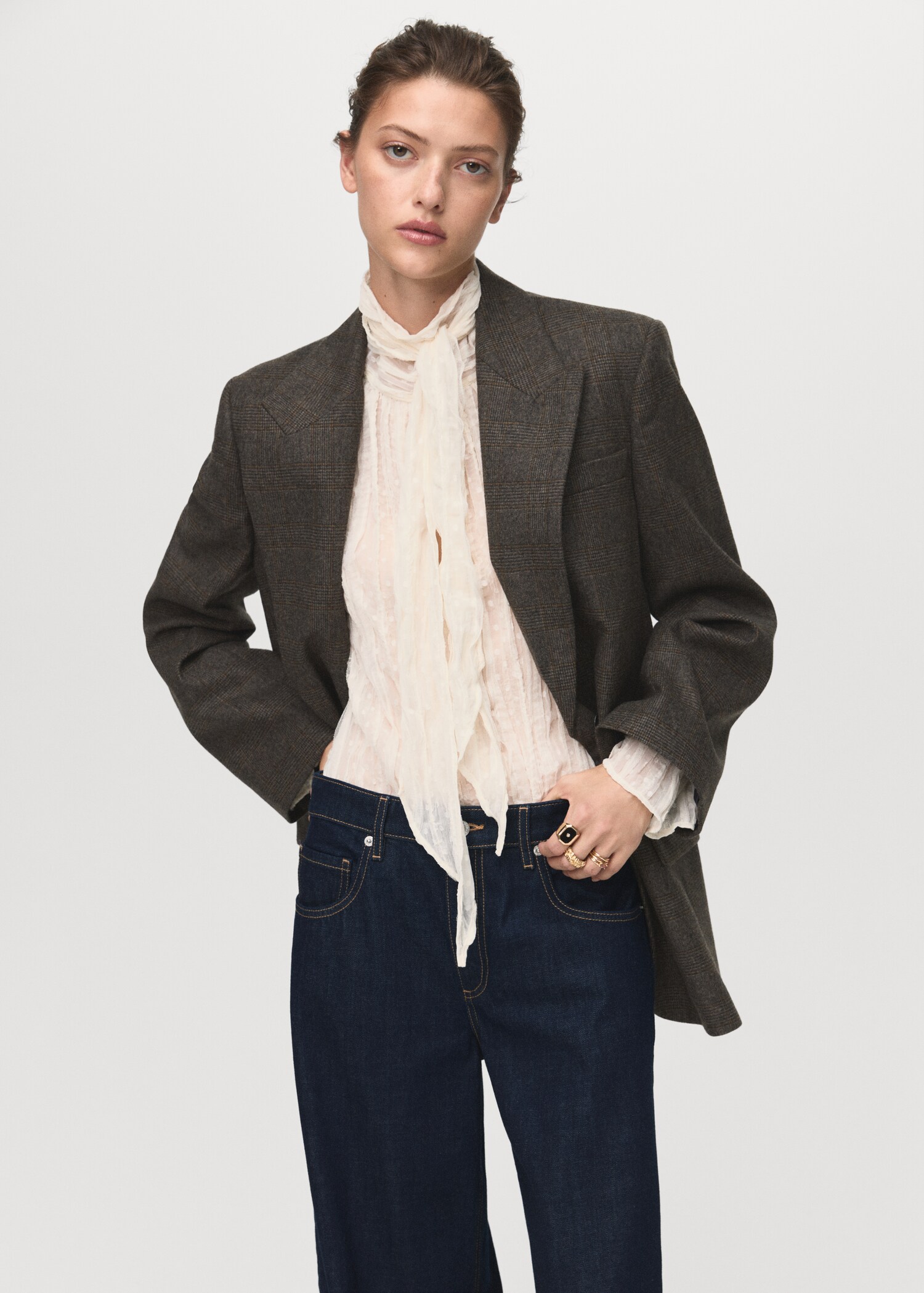 Low-rise wide-leg jeans - Details of the article 2