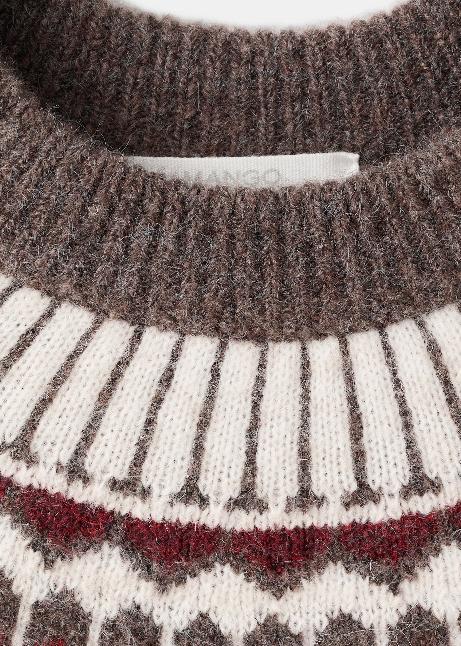 Jacquard pyjamas with round neck - Details of the article 8