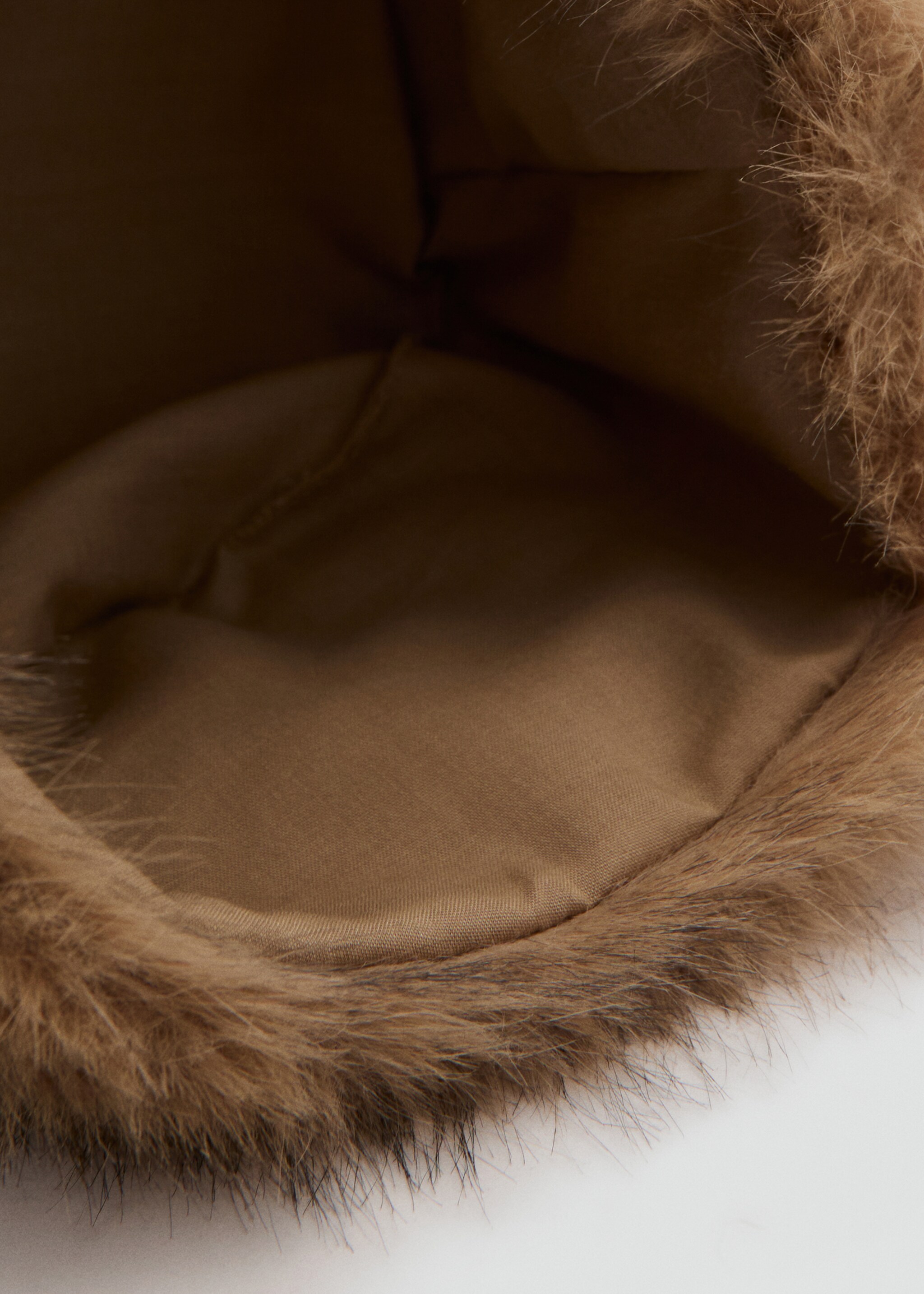 Fur-effect hat - Details of the article 1, Medium Brown. Ref: 17097767-00.