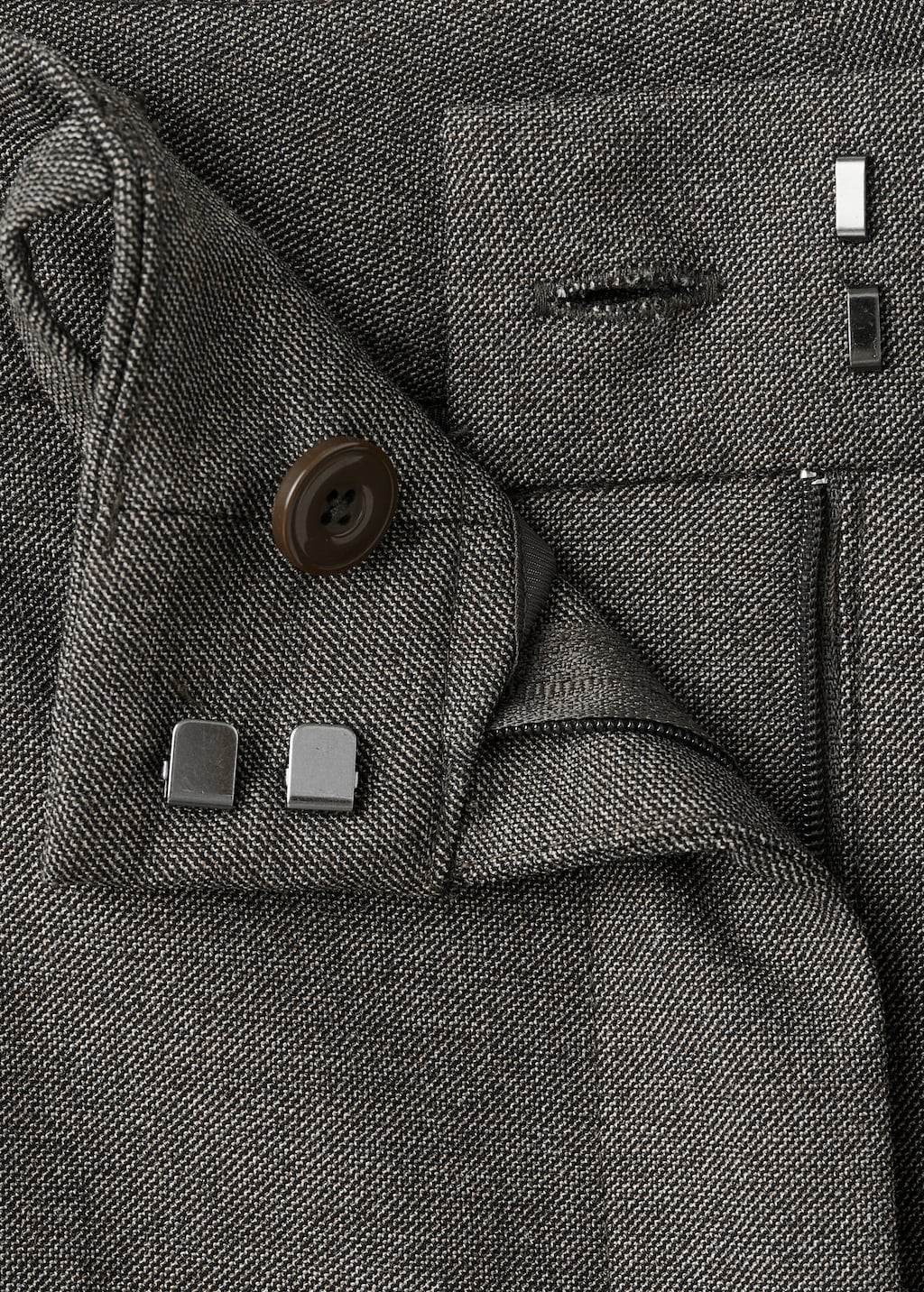 Belt straight-fit pants