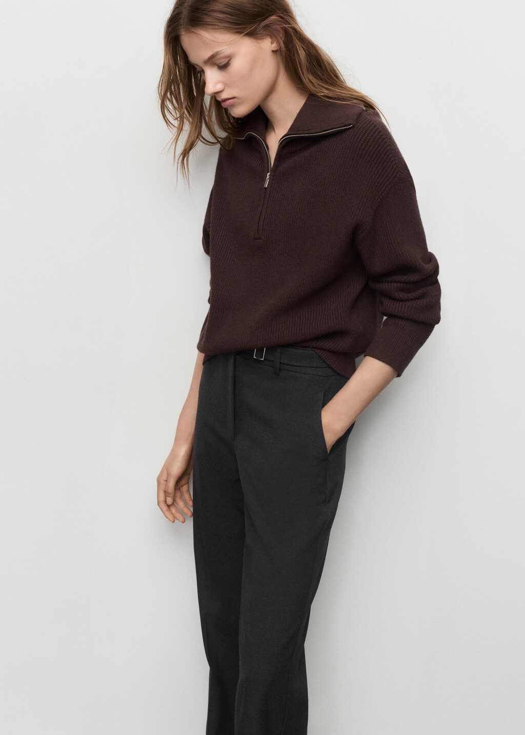 Belt straight-fit pants