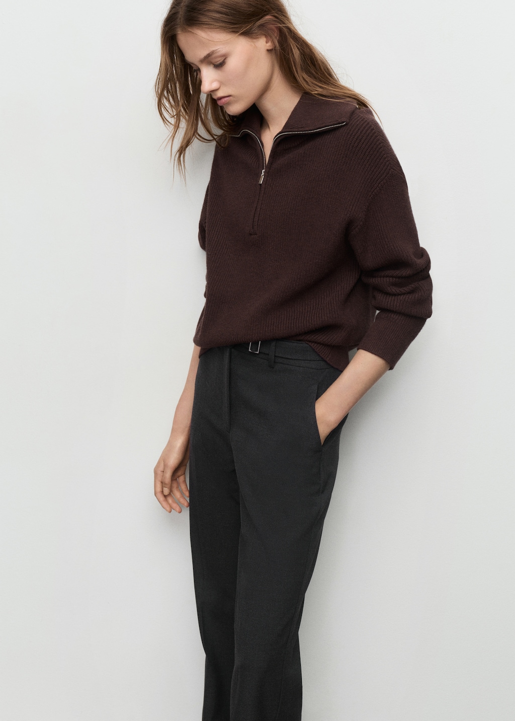 Belt straight-fit pants