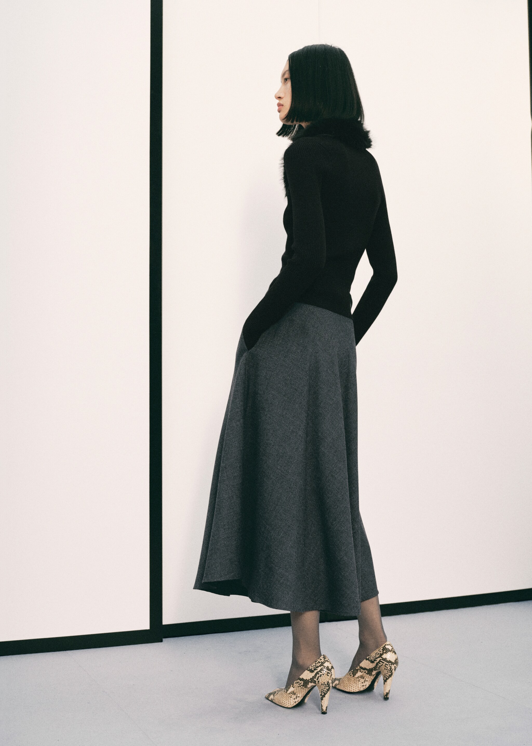 Cardigan with fur-effect collar - Reverse of the article, Black. Ref: 17097790-00.