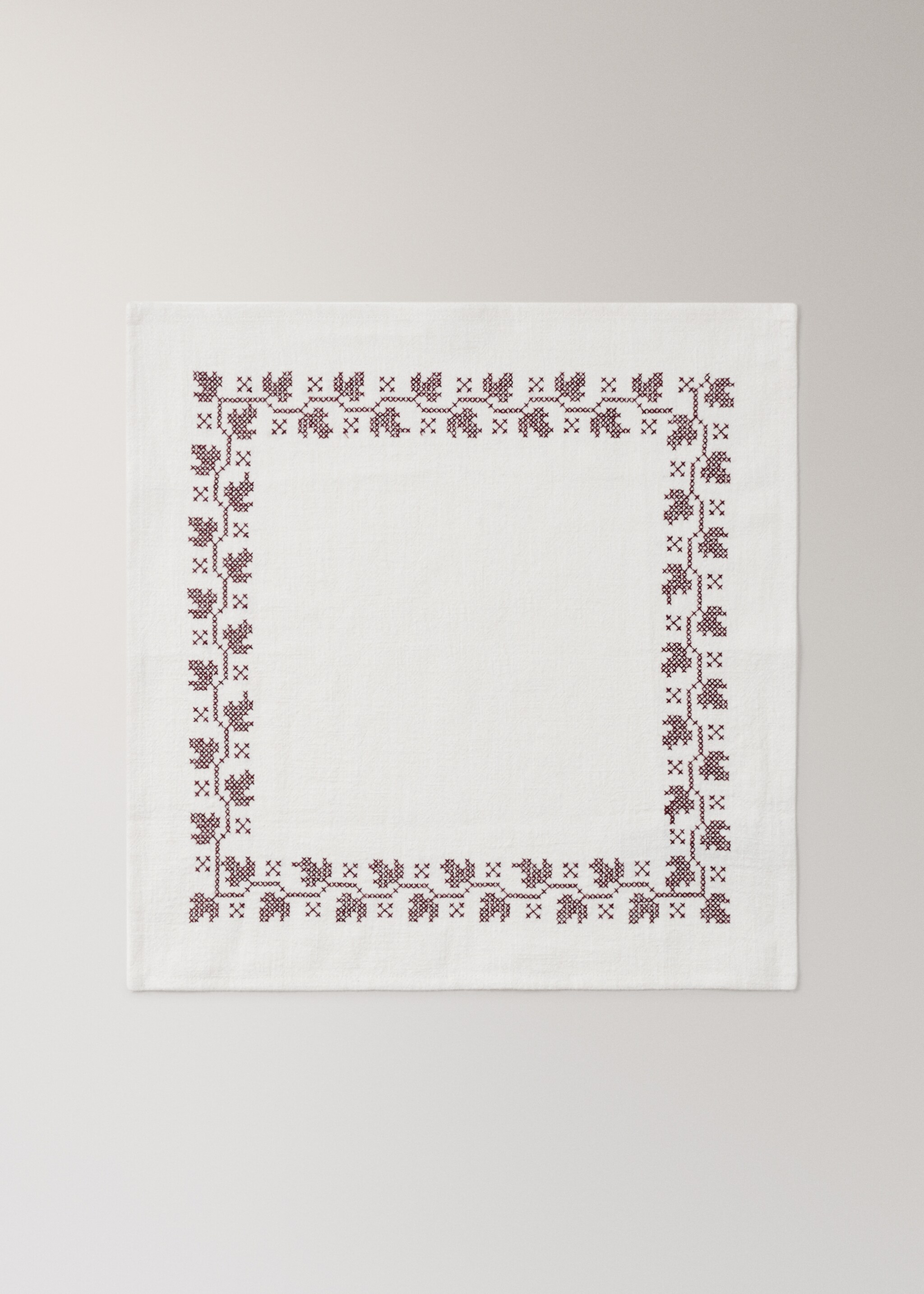 Ramie cotton tablecloth napkins with embroidered details - Article without model, White. Ref: 17097792-00.