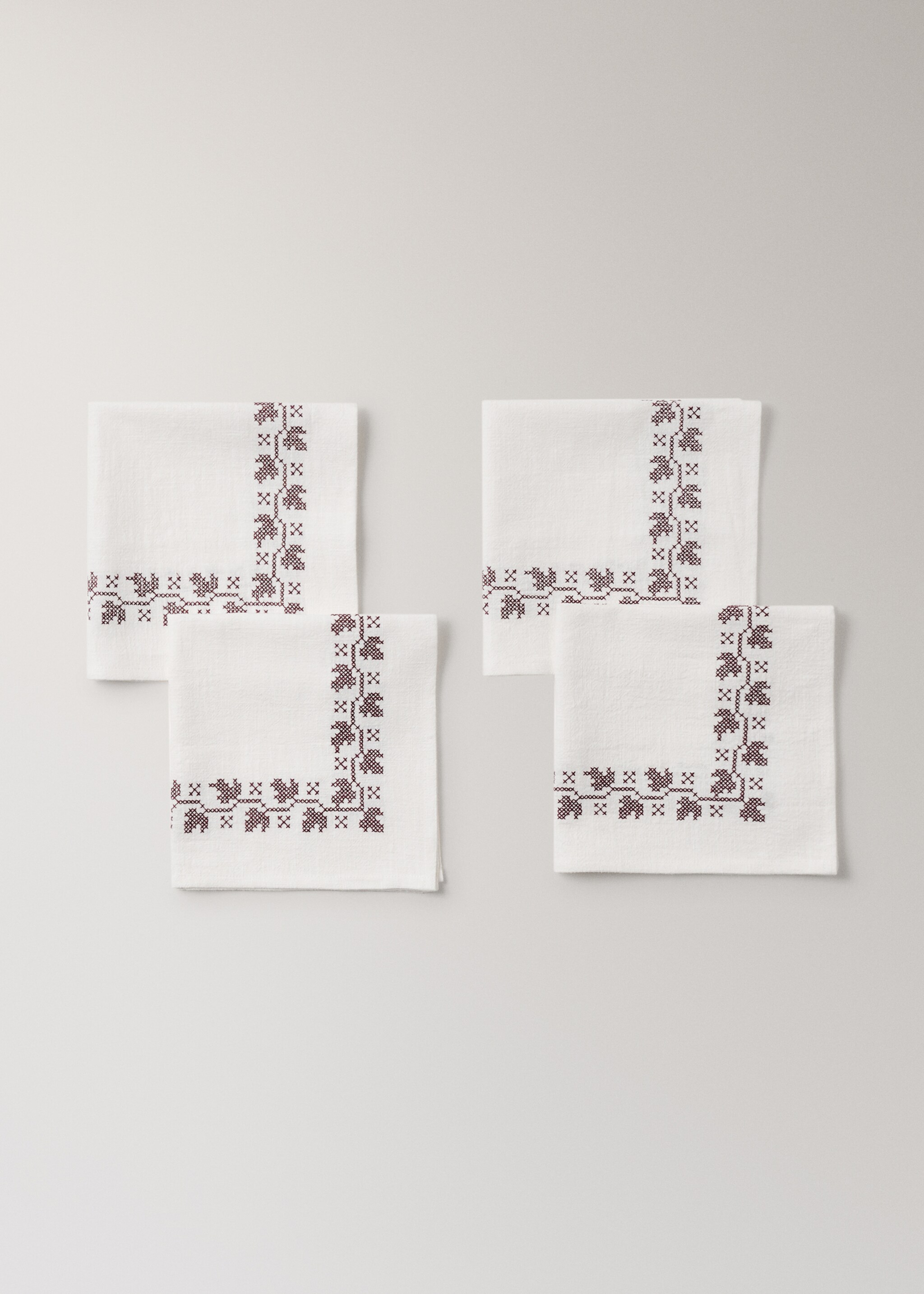 Ramie cotton tablecloth napkins with embroidered details - Details of the article 1, White. Ref: 17097792-00.