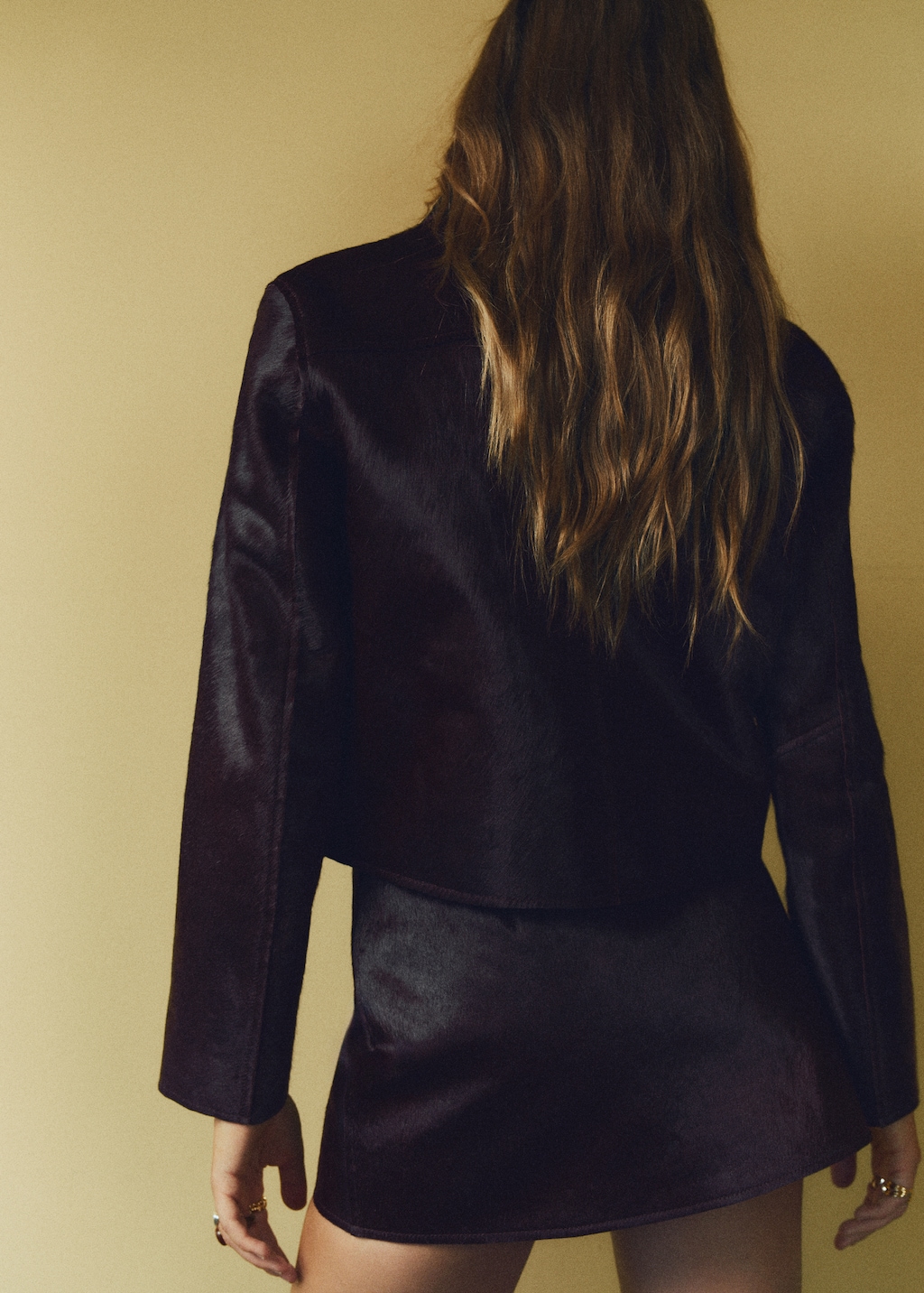 Leather mini-skirt with fur