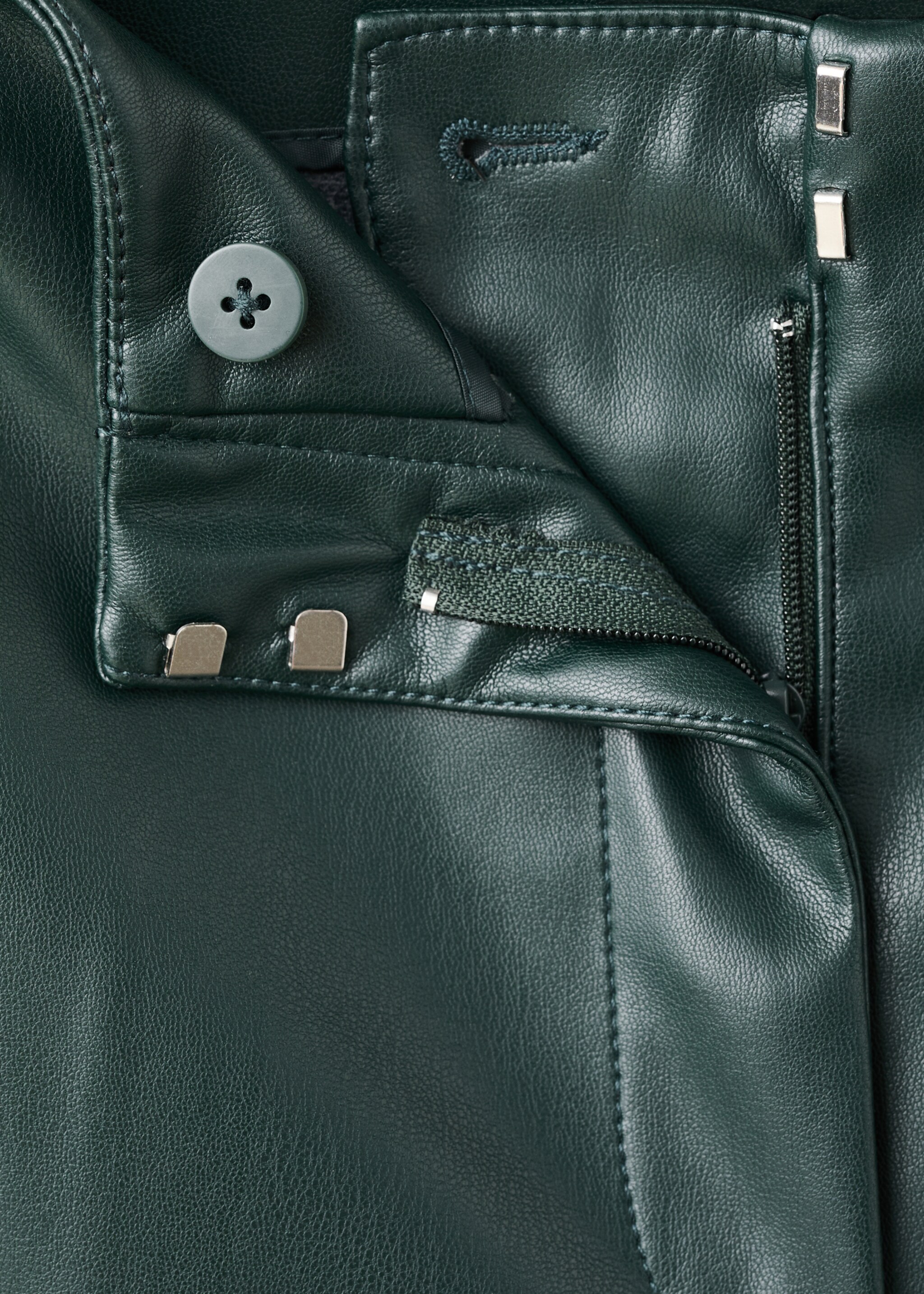 Faux leather flared pants - Details of the article 8, Green. Ref: 17097803-00.