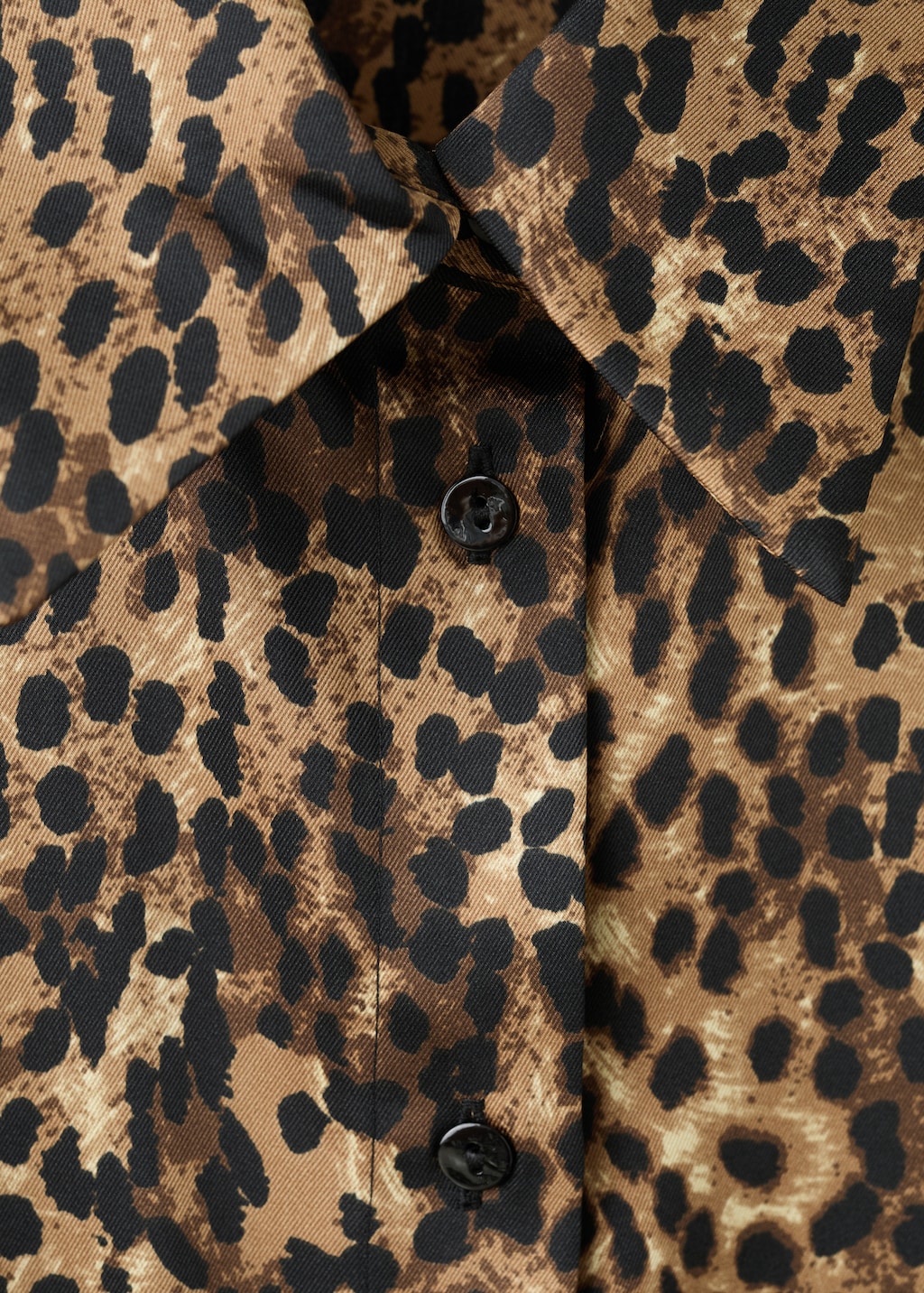Leopard-print satin shirt