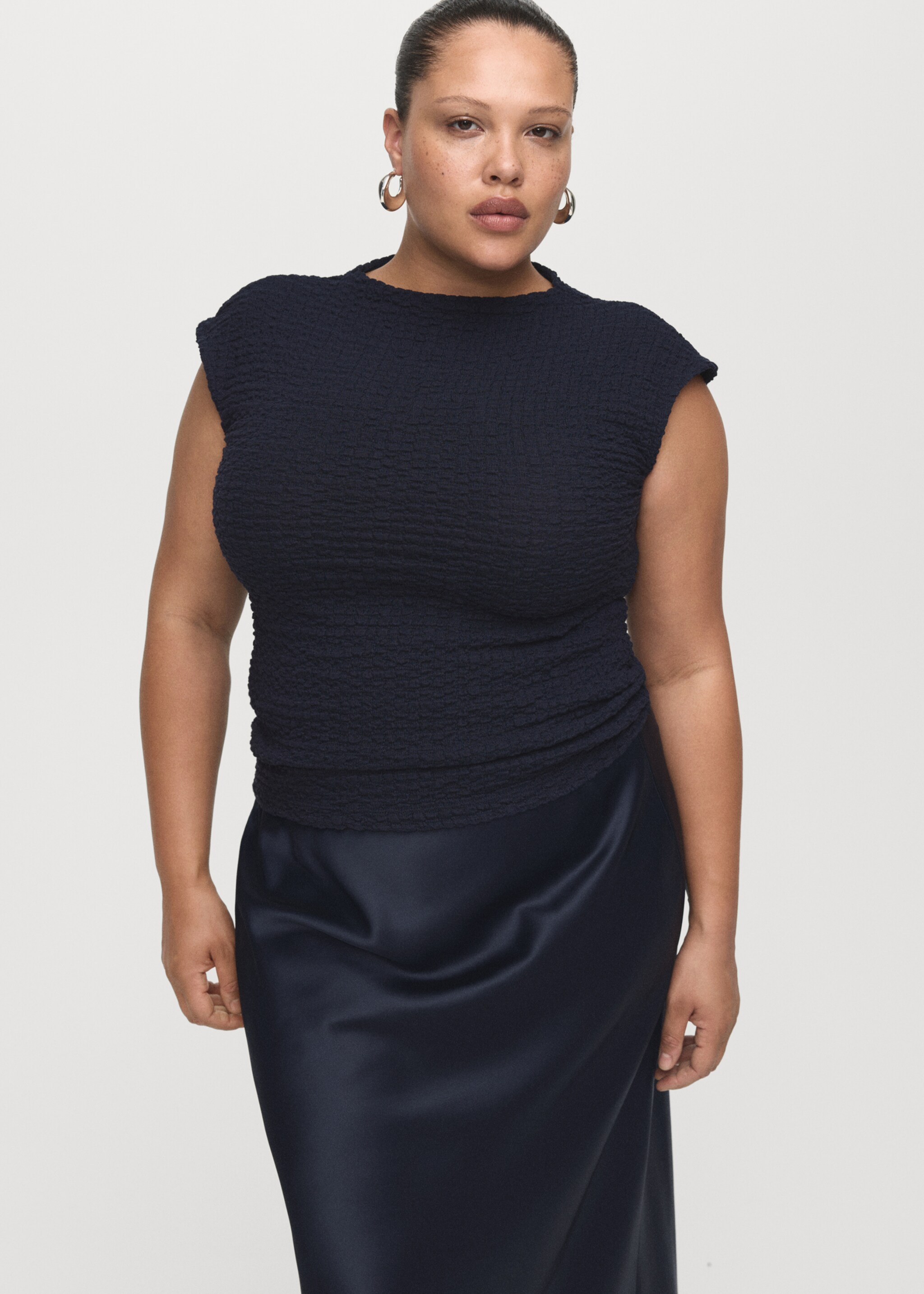 Satin long skirt - Details of the article 5, Navy. Ref: 17097817-00.