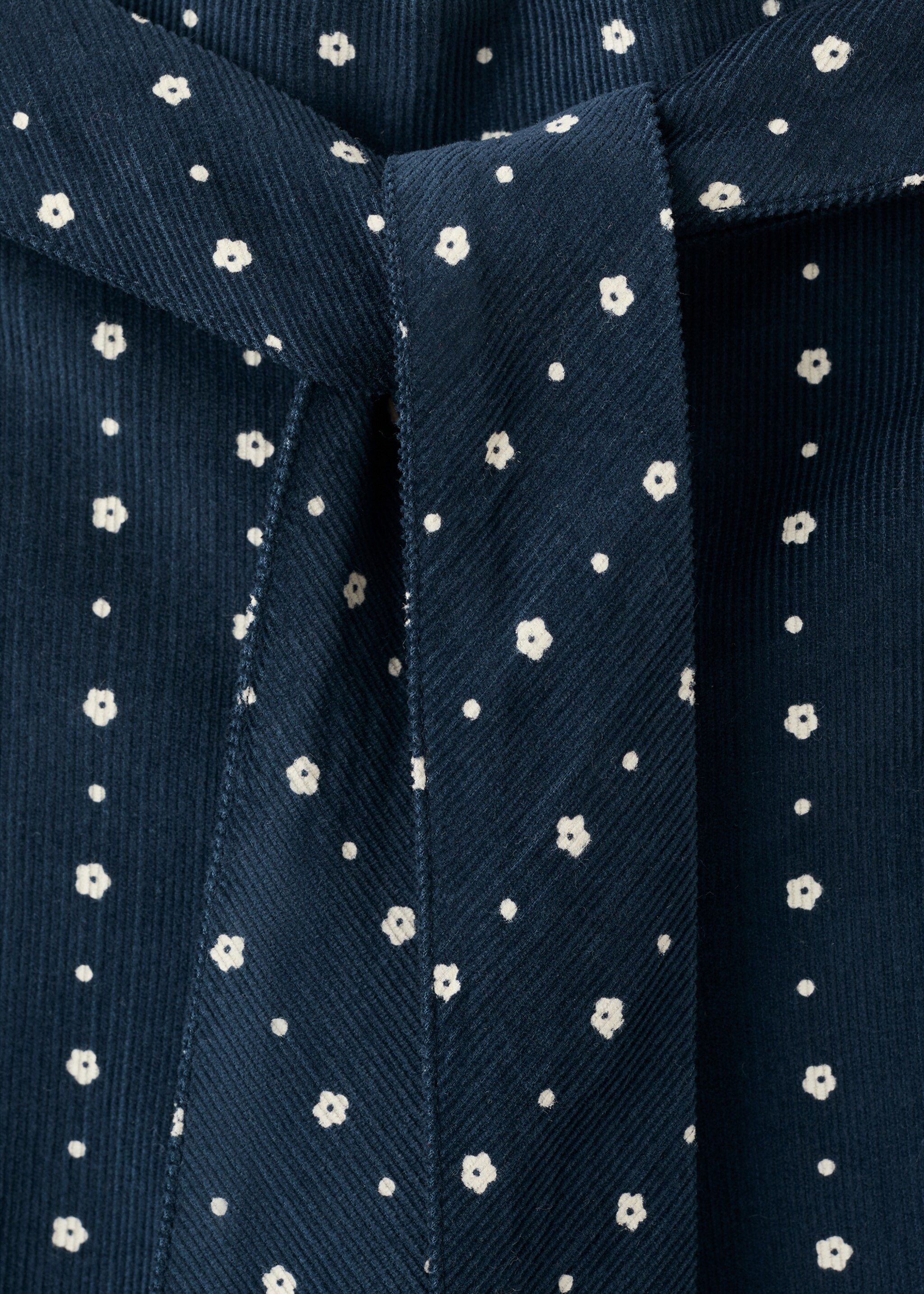 Trousers odette - Details of the article 8, Navy. Ref: 17097887-00.
