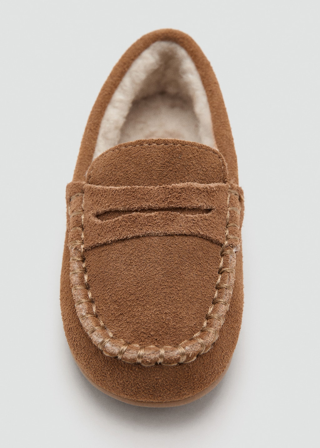 Leather moccasins with fur lining