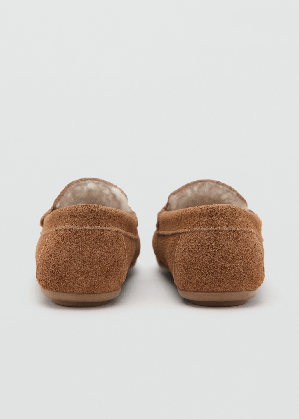 Leather moccasins with fur lining