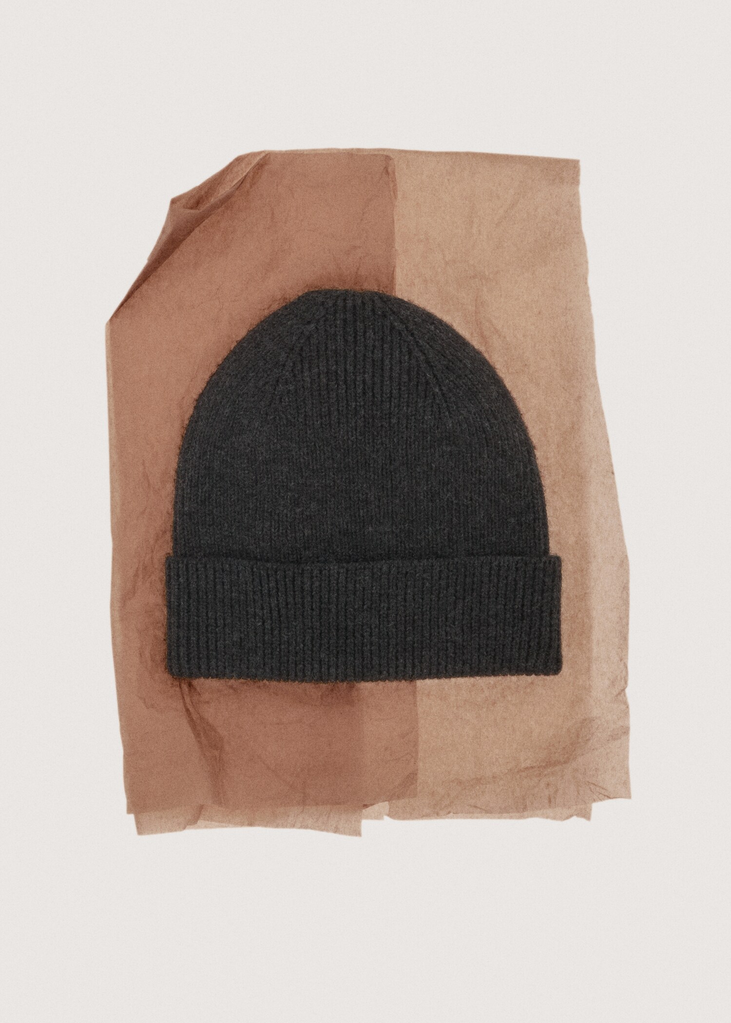Gorro de lã canelado - Pormenor do artigo 9