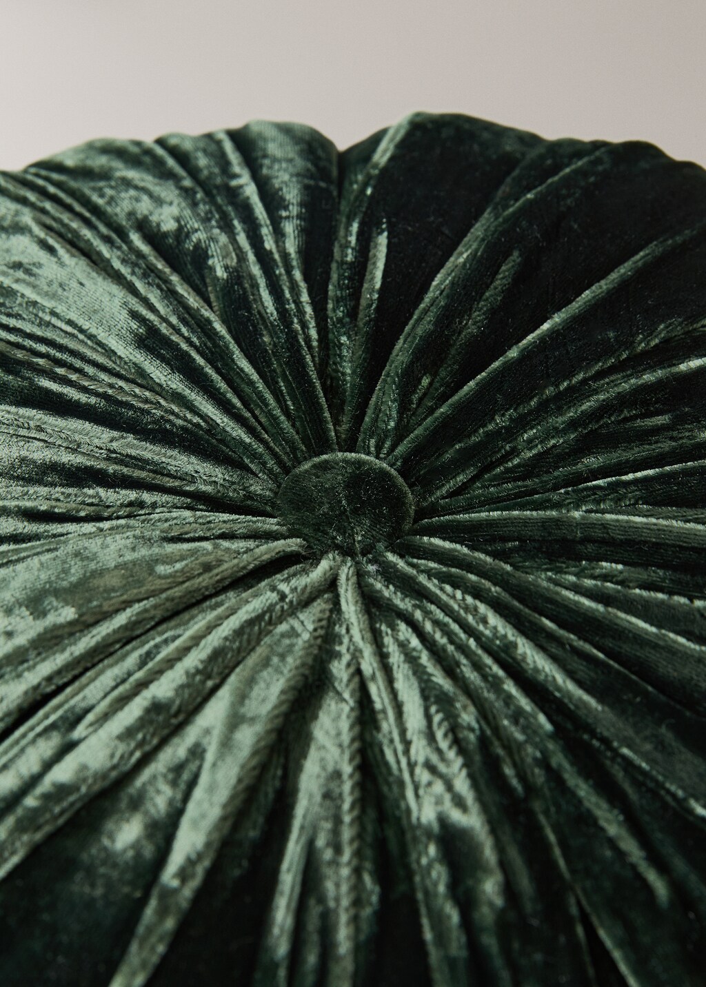 Round silk velvet cushion