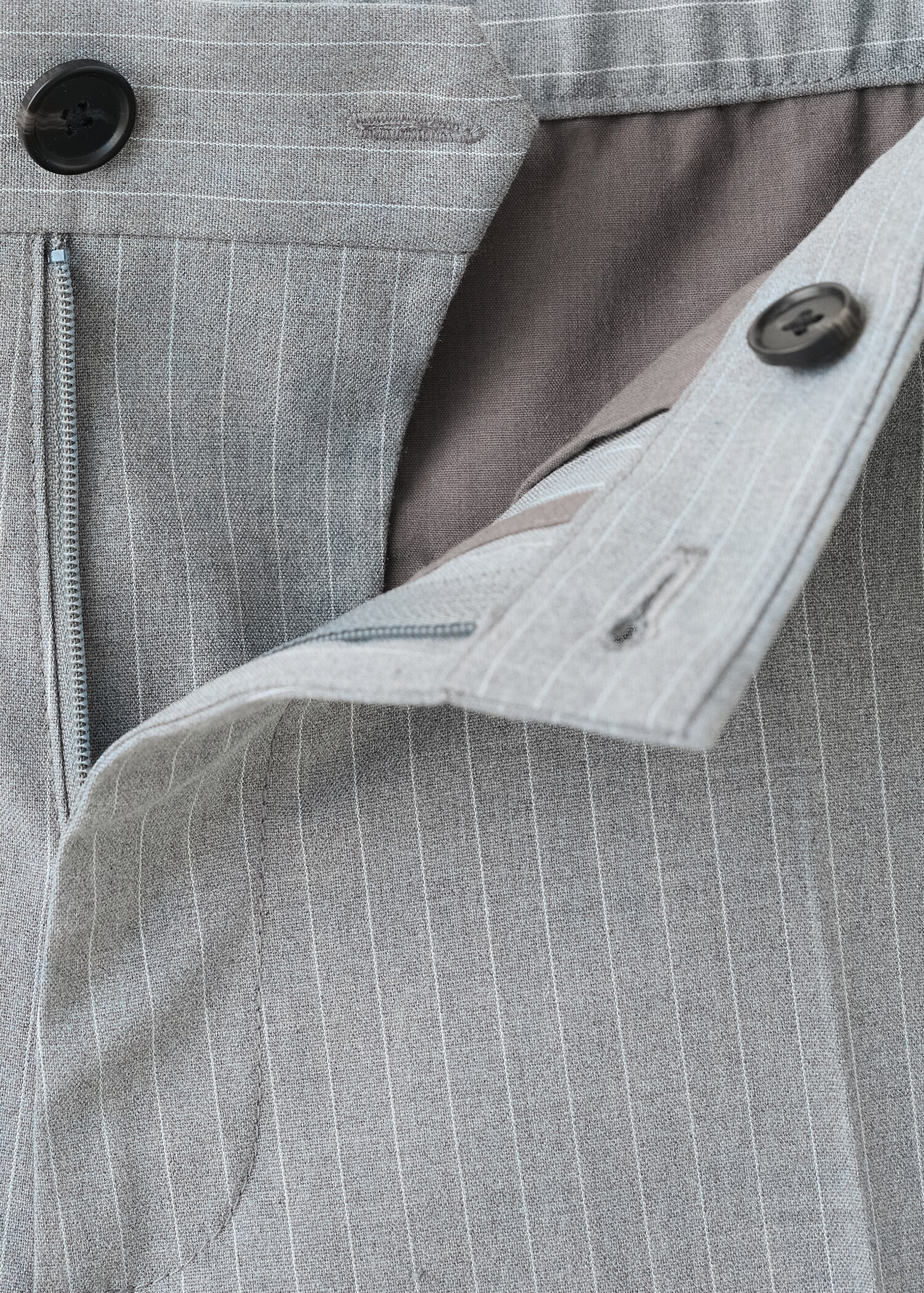 Striped slim-fit trousers - Details of the article 0