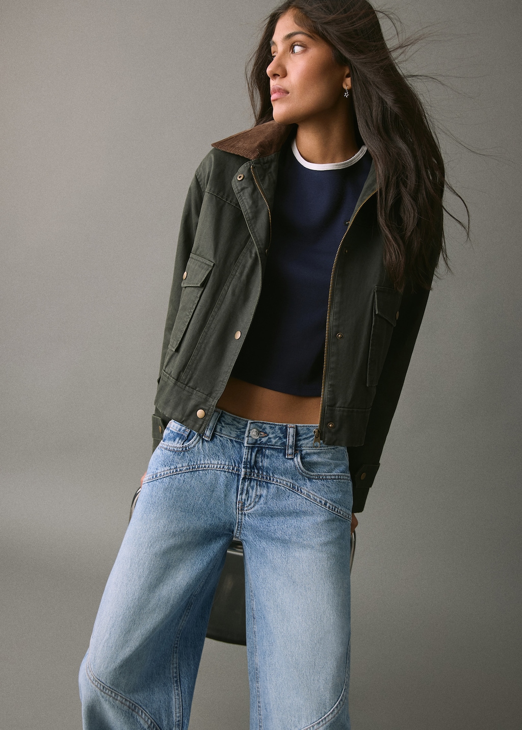 Wide leg jeans with seam detail