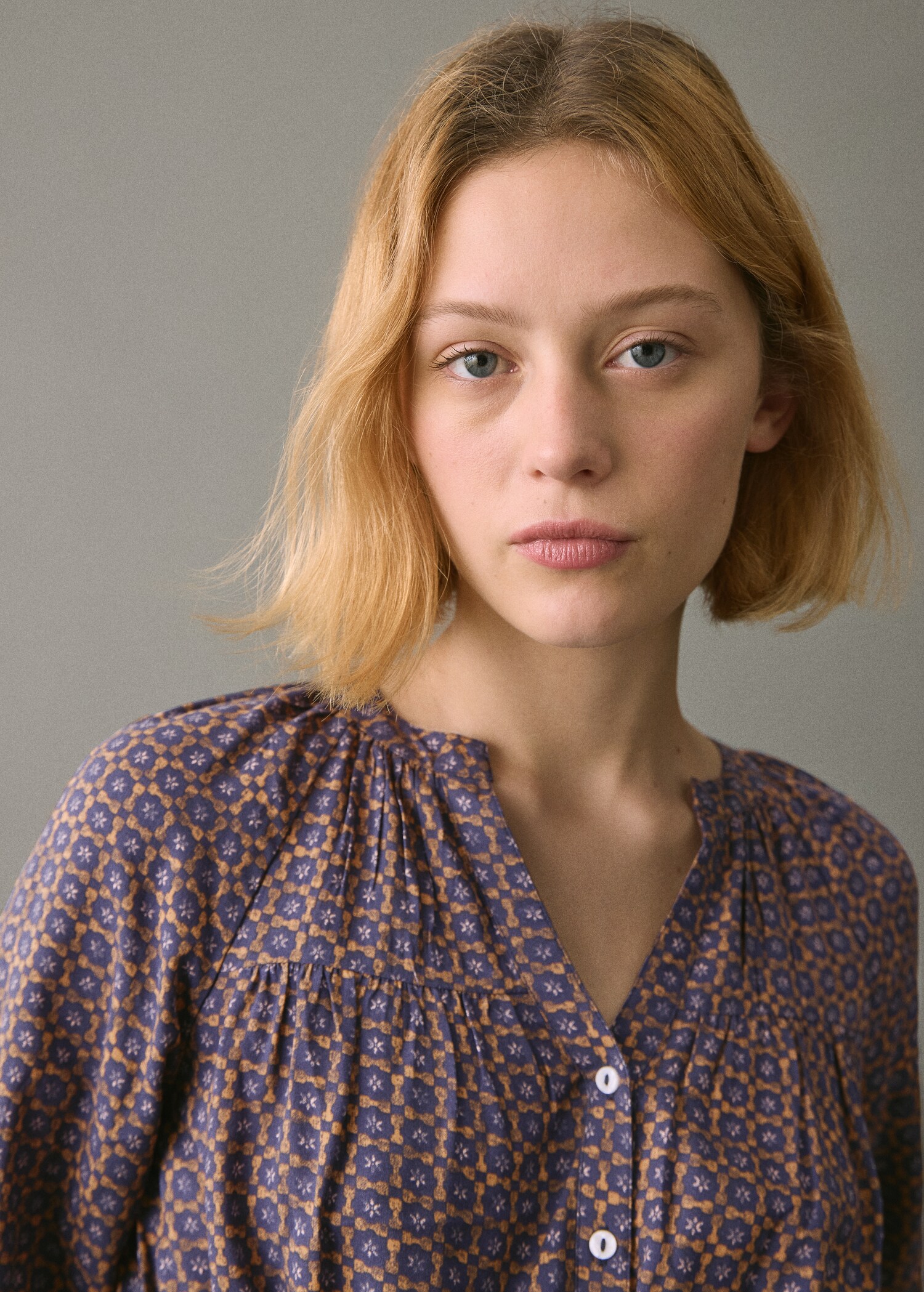 Flowy printed blouse - Details of the article 1