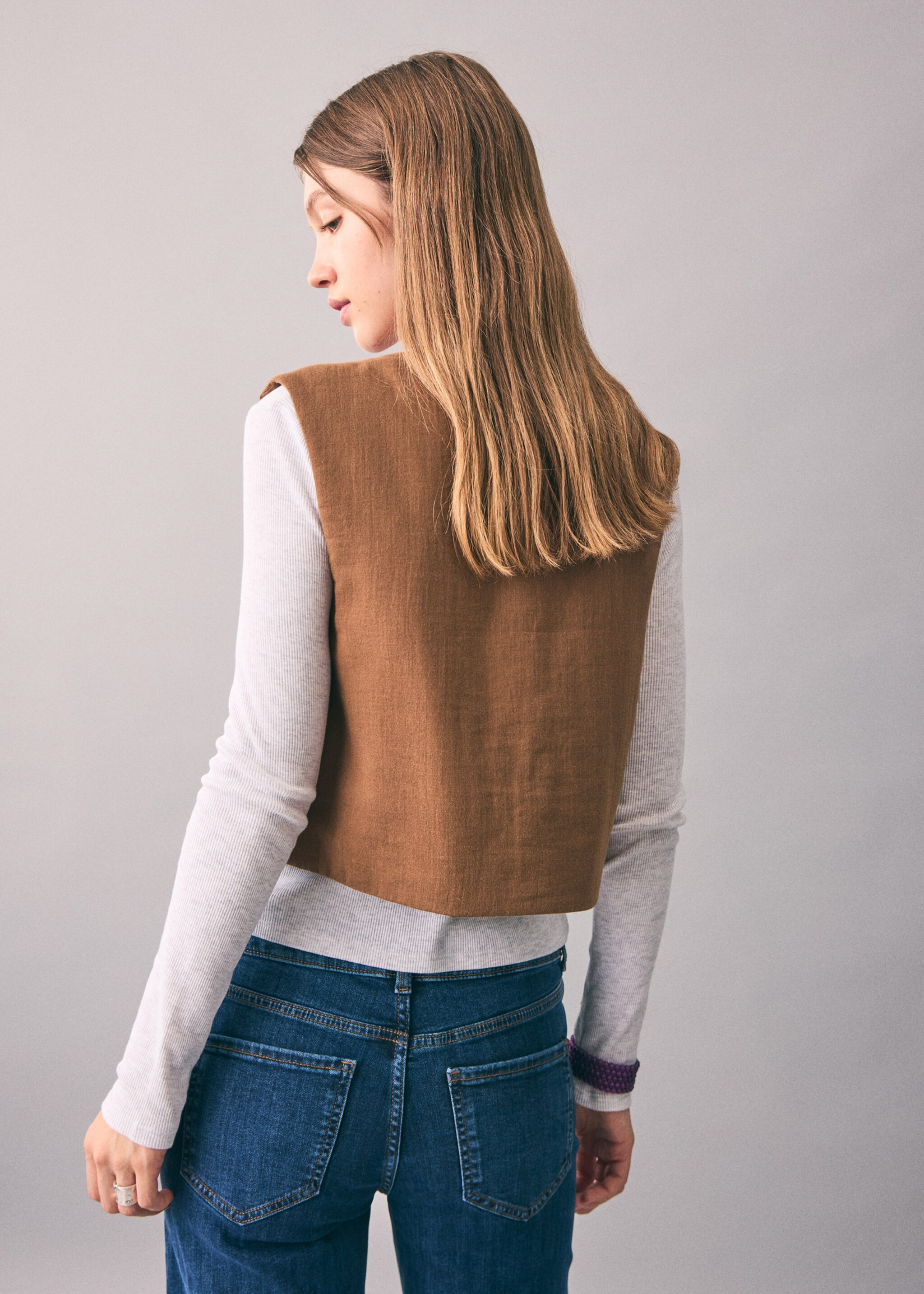 Embroidered quilted gilet - Reverse of the article, Medium Brown. Ref: 17098267-00.