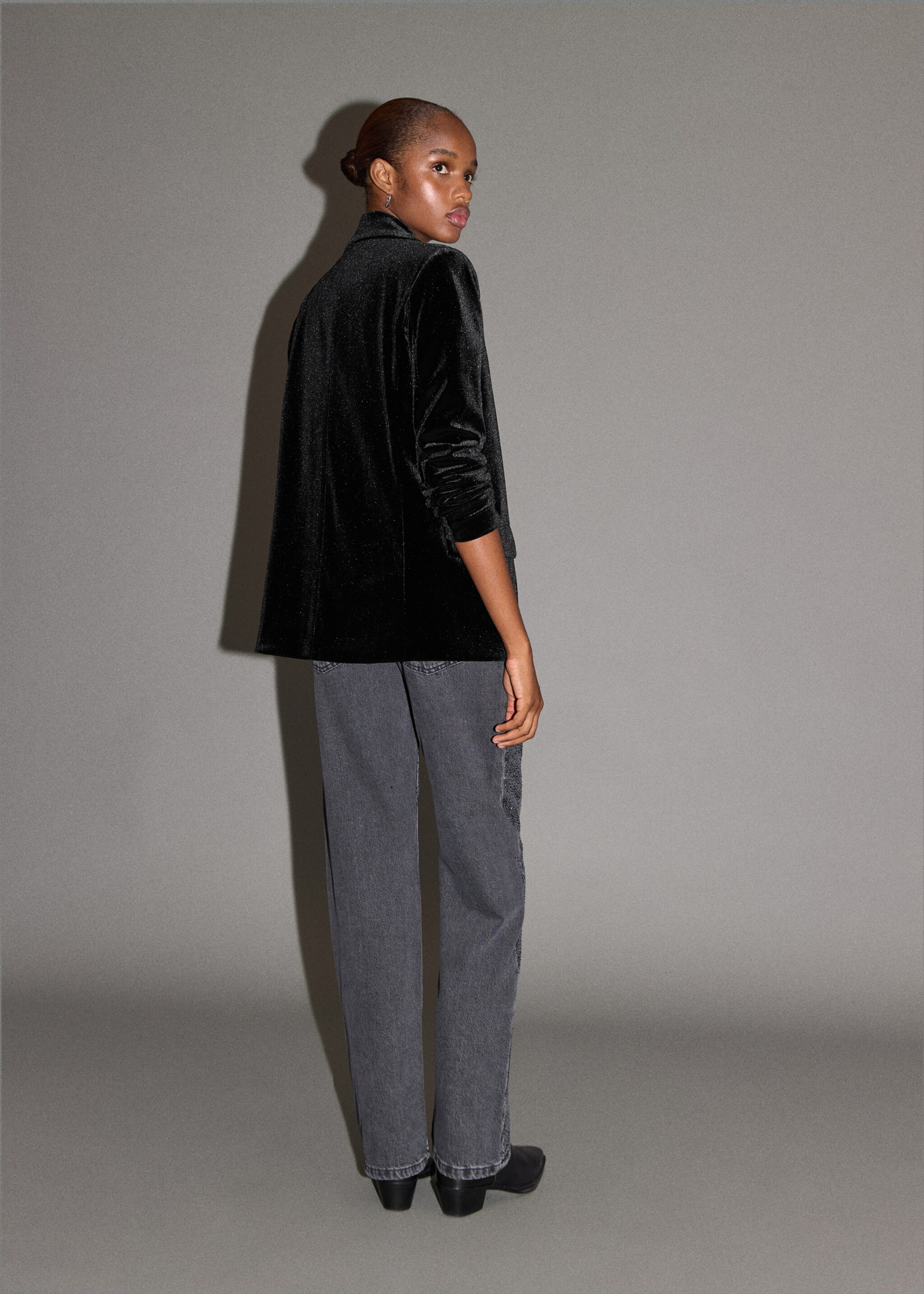 Velvet jacket - Reverse of the article, Black. Ref: 17098272-00.