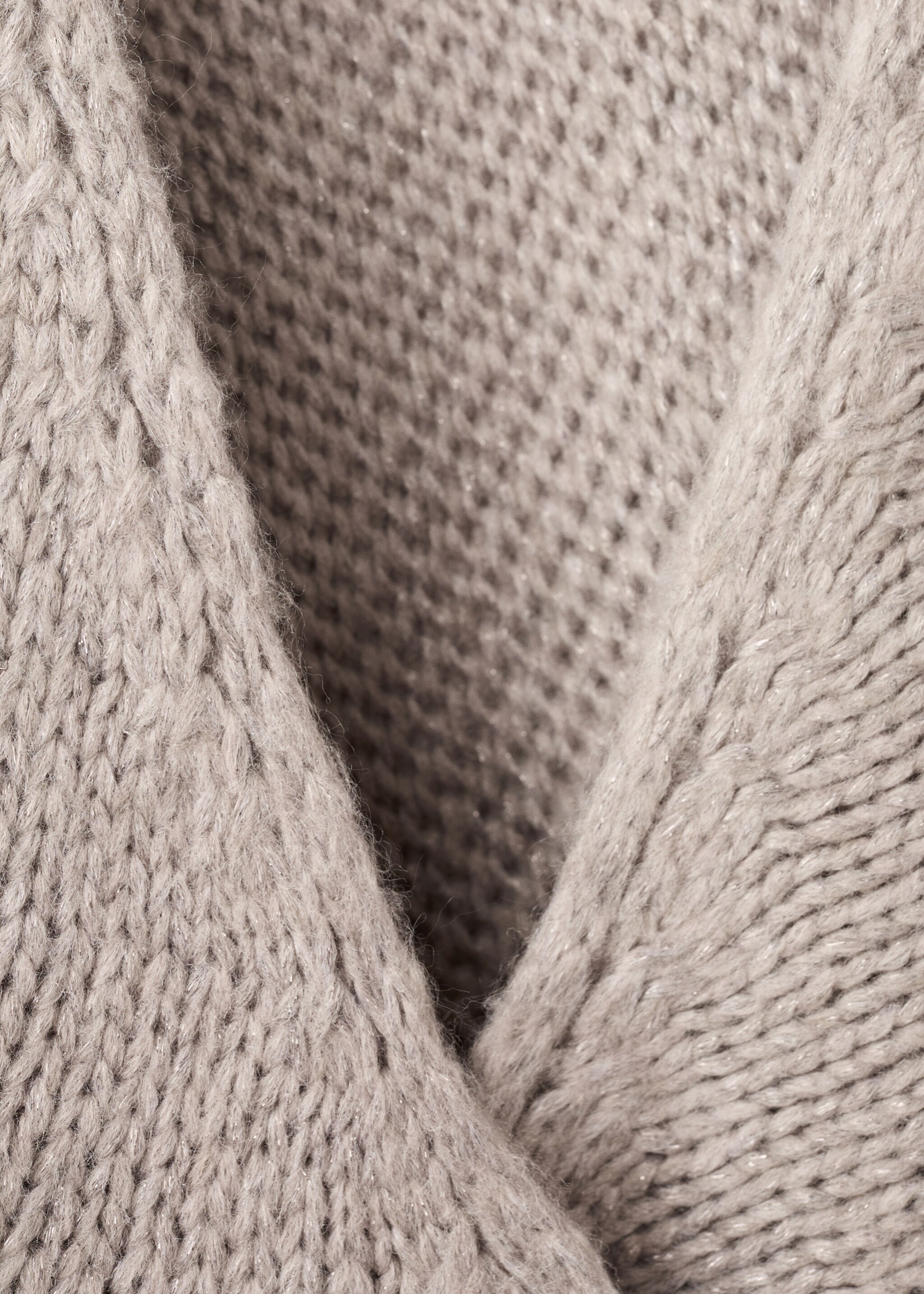 Poncho en maille à franges - Détail de l'article 0, Gris clair/pastel. Ref: 17098276-00.