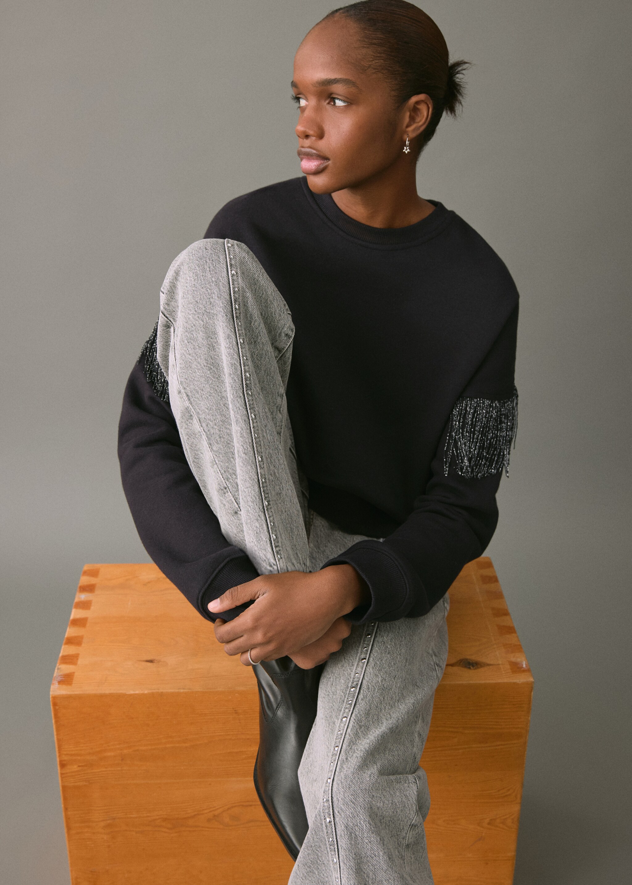 Fringed cotton-blend sweatshirt - Details of the article 2, Black. Ref: 17098277-00.
