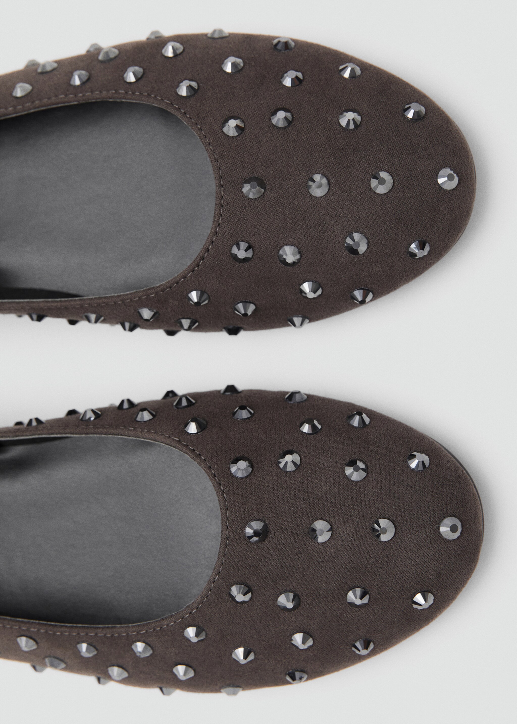 Studded ballet flats - Details of the article 2, Charcoal. Ref: 17098281-00.