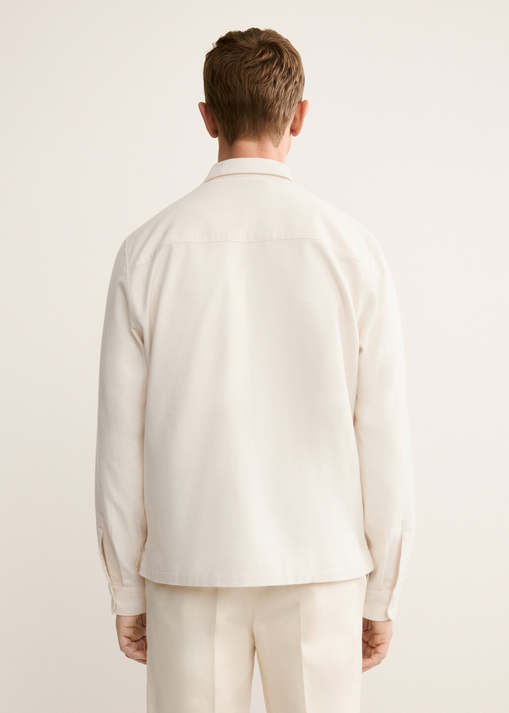Chemise 100 % coton regular-fit poche - Verso de l’article, Blanc cassé. Ref: 17098283-00.