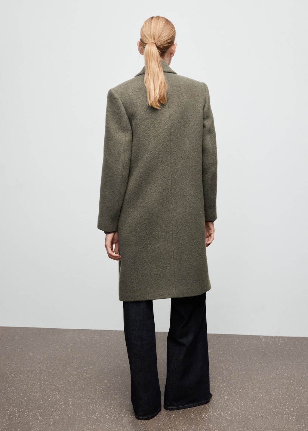 Double-breasted wool coat - image 3