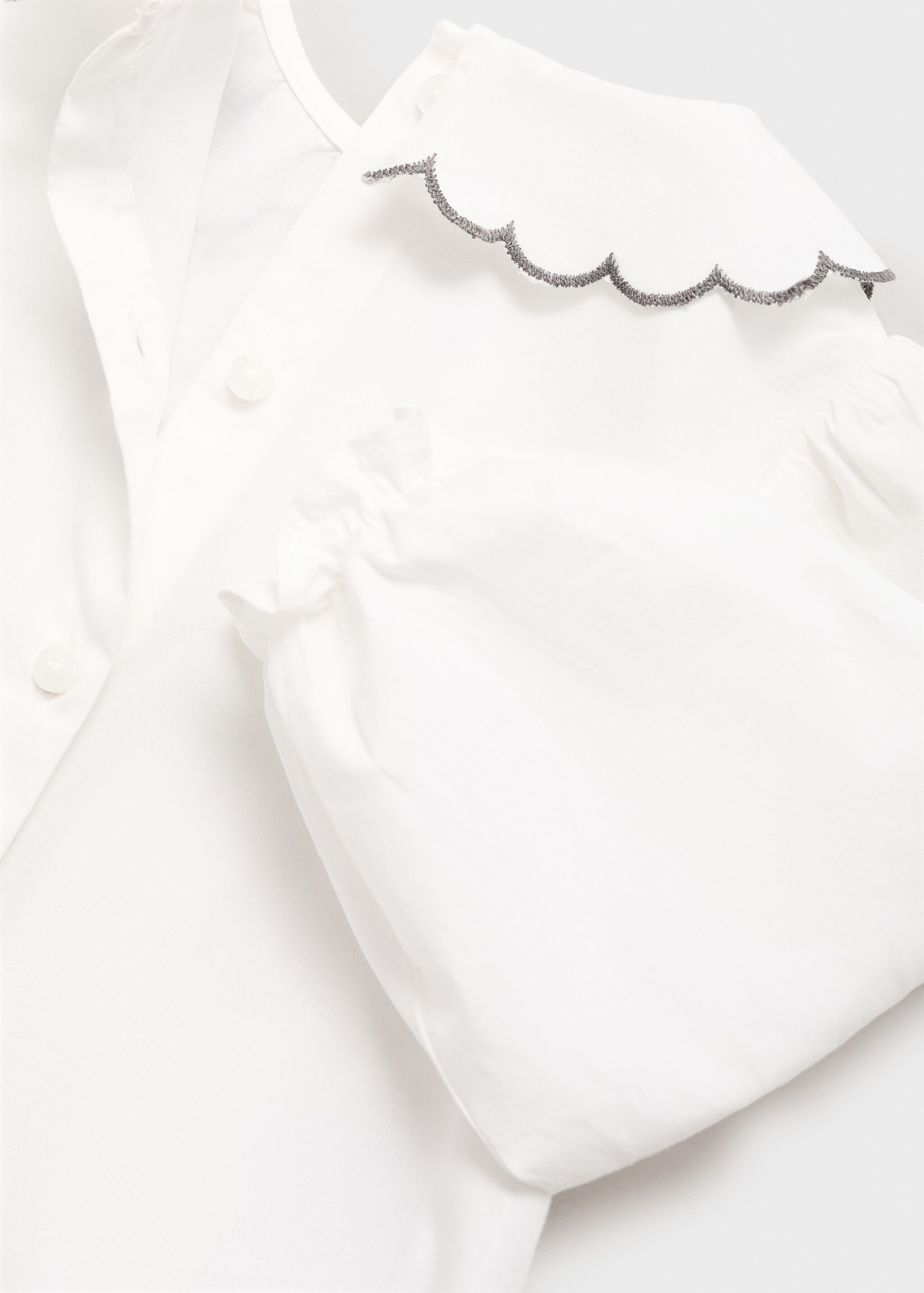 Blouse col Claudine broderie - Détail de l'article 0, Blanc cassé. Ref: 17098632-00.