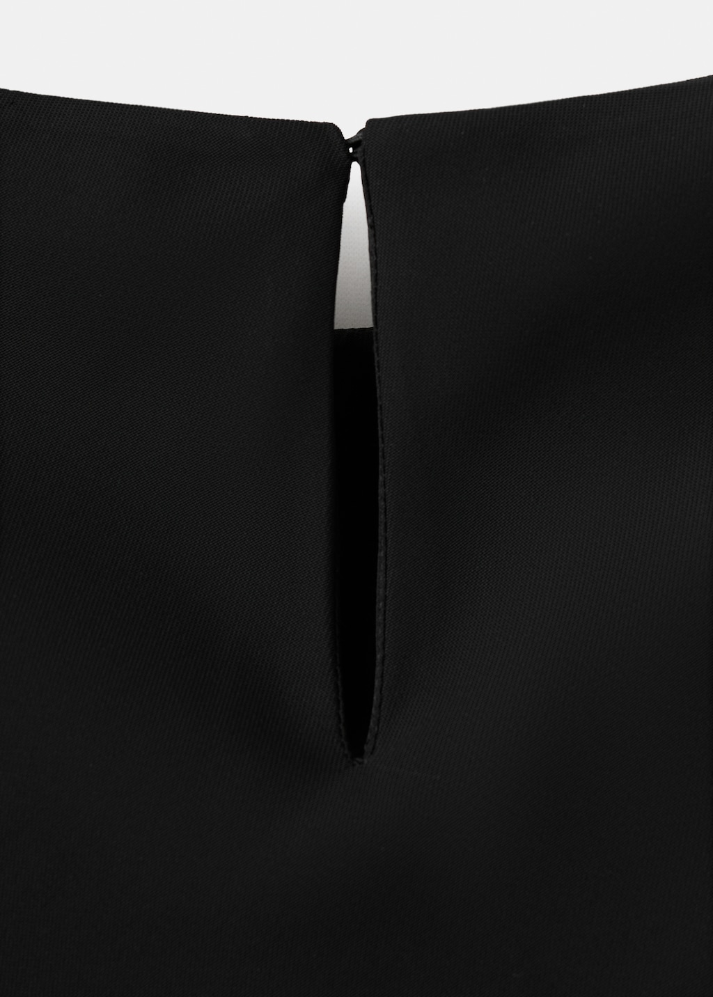 Dress with asymmetrical sleeves