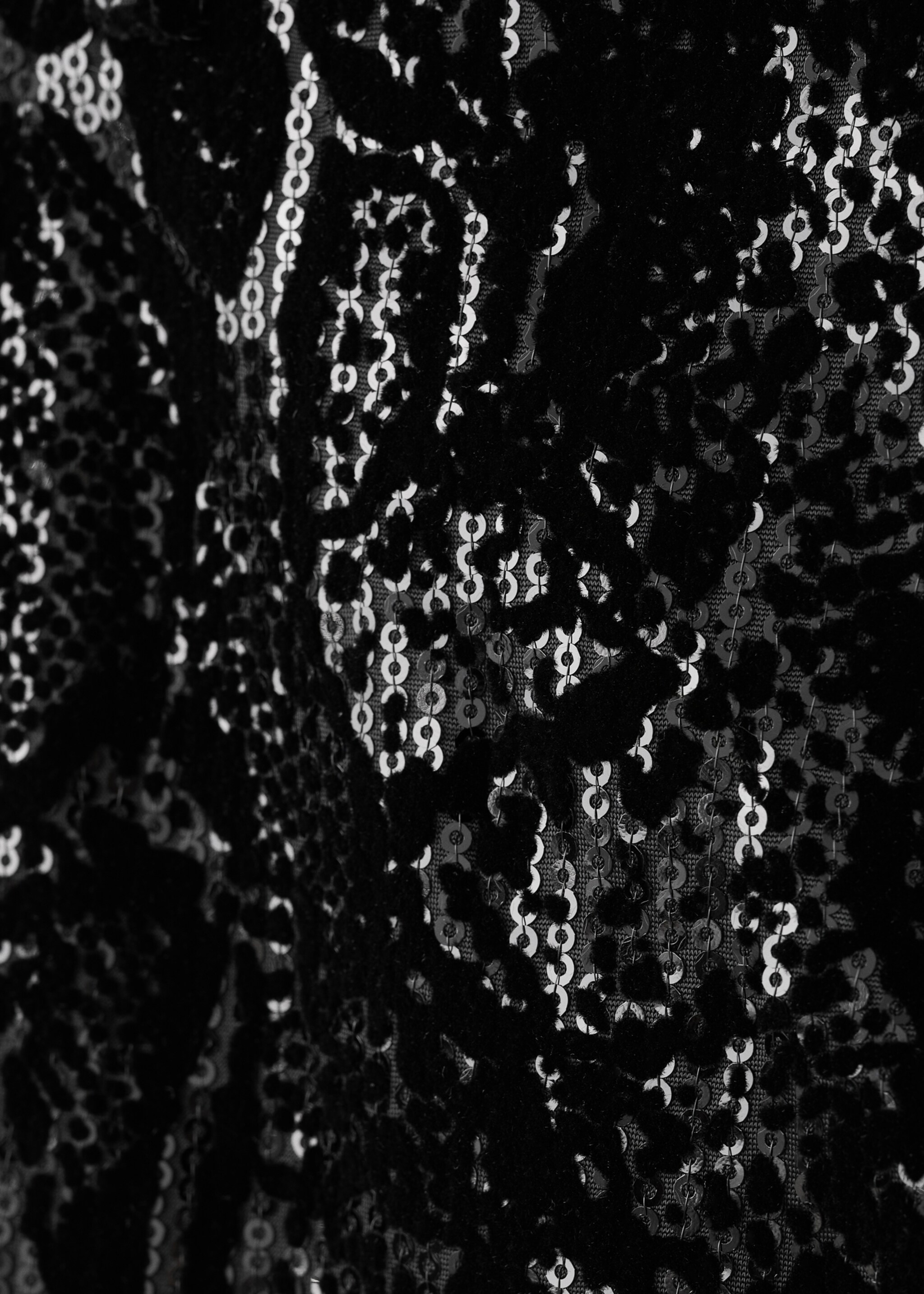 Straight-leg trousers with sequins - Details of the article 0, Black. Ref: 17099111-00.