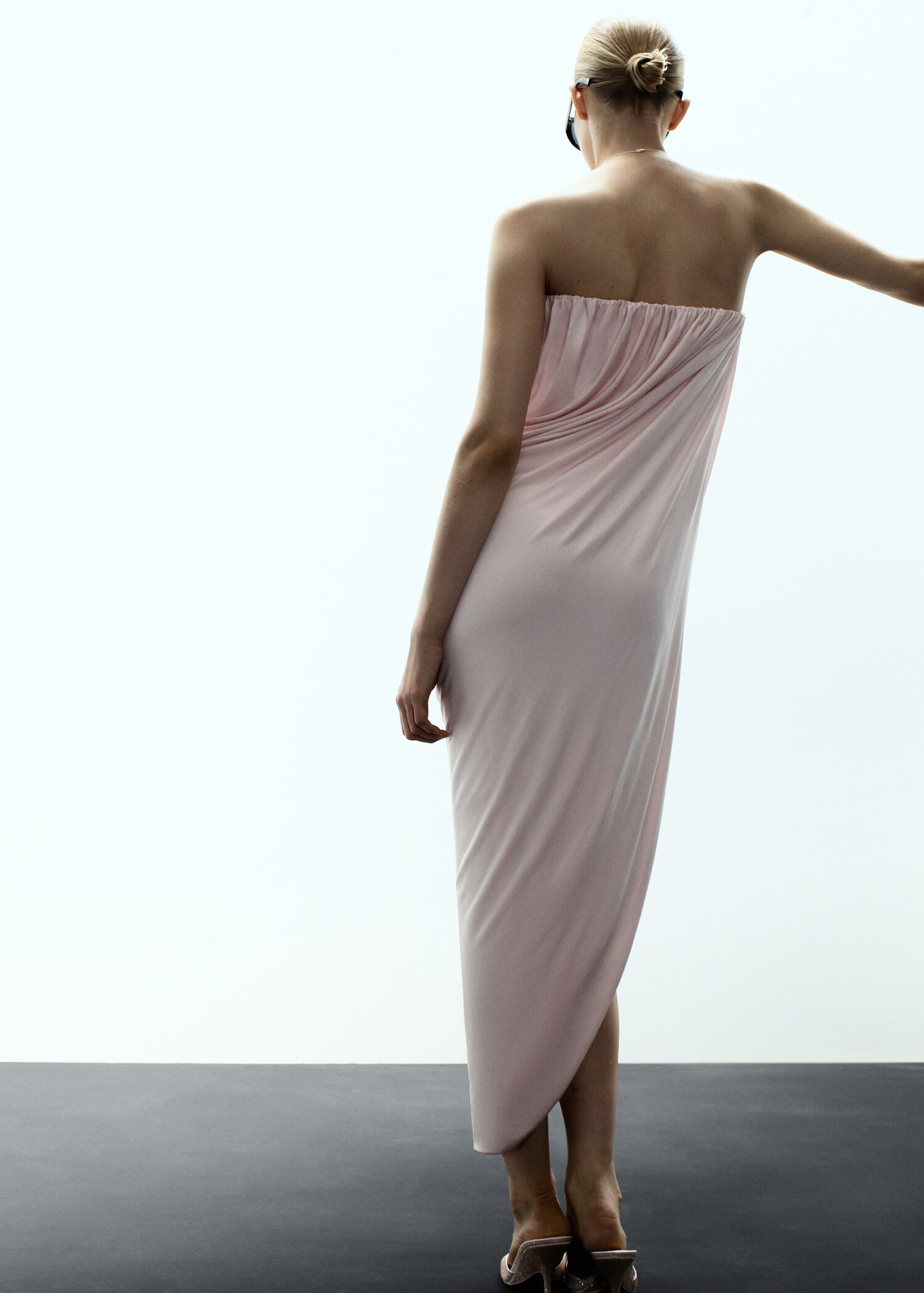 Draped asymmetrical bandeau dress - Reverse of the article