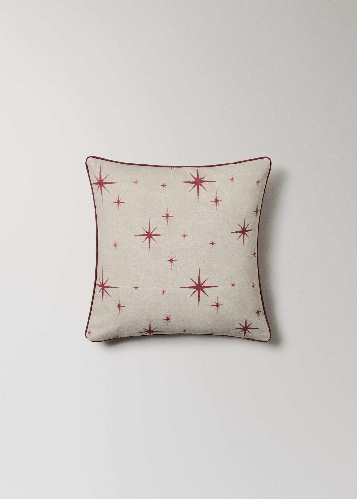 Cotton cushion cover with star print and piping 45x45 cm - Details of the article 4