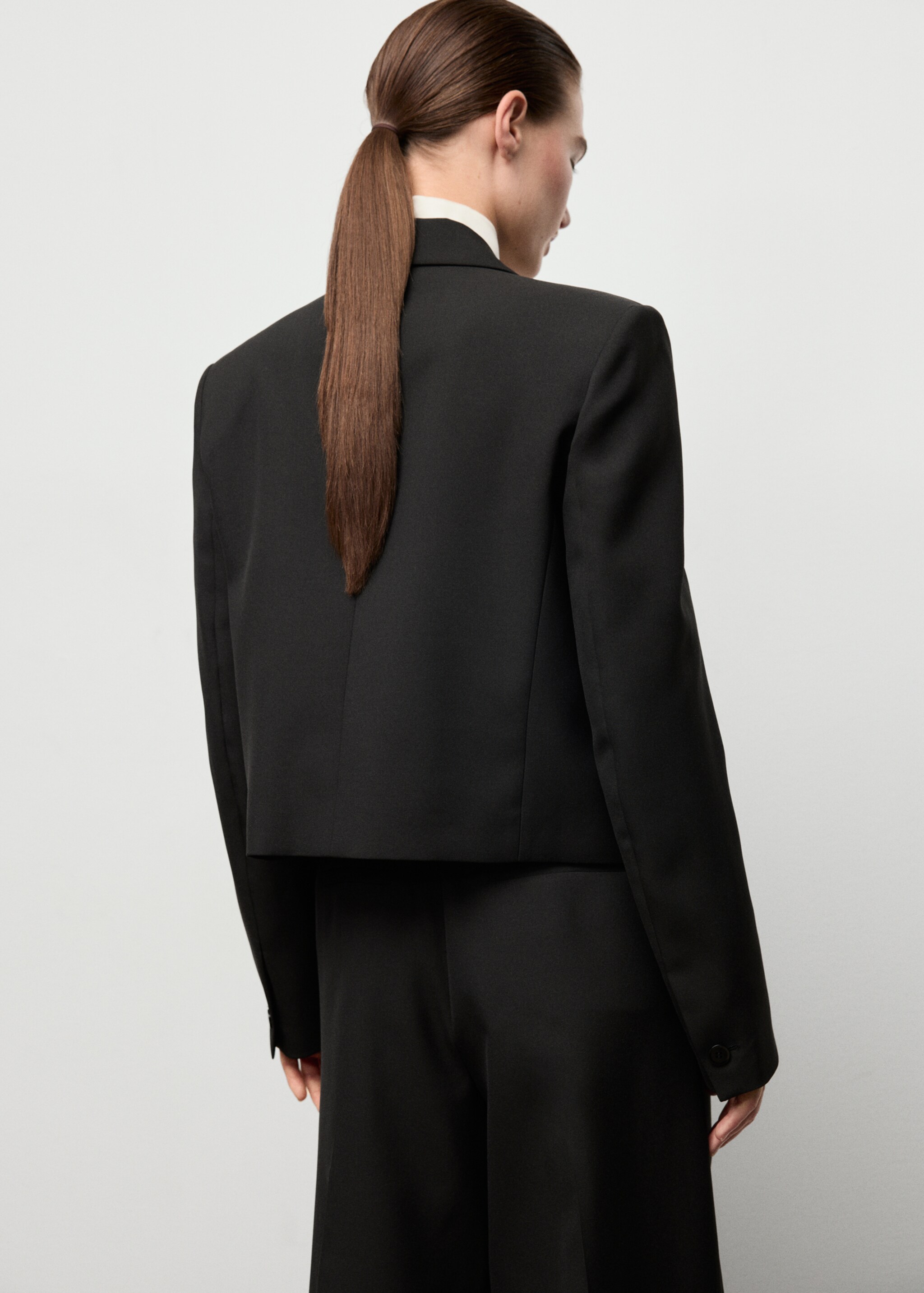 Crop suit blazer - Reverse of the article, Black. Ref: 17099212-00.