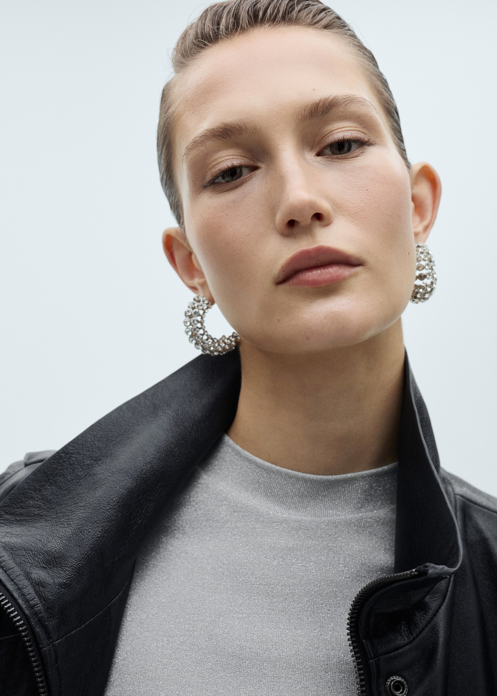 Lurex t-shirt with perkins neck - Details of the article 1