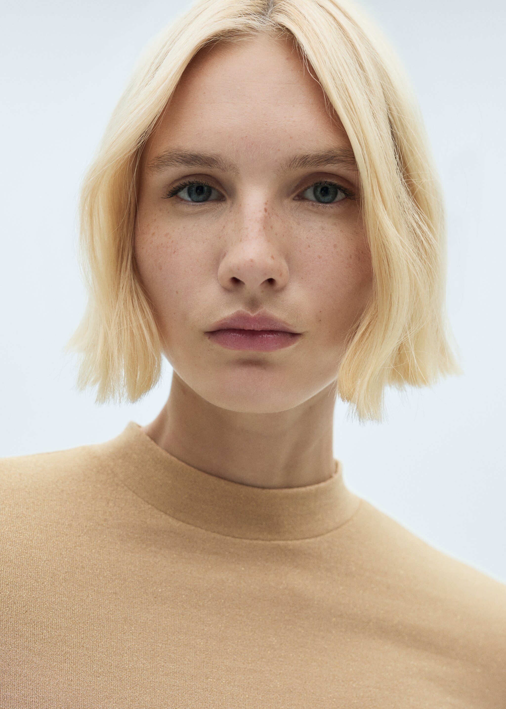 Lurex t-shirt with perkins neck - Details of the article 1