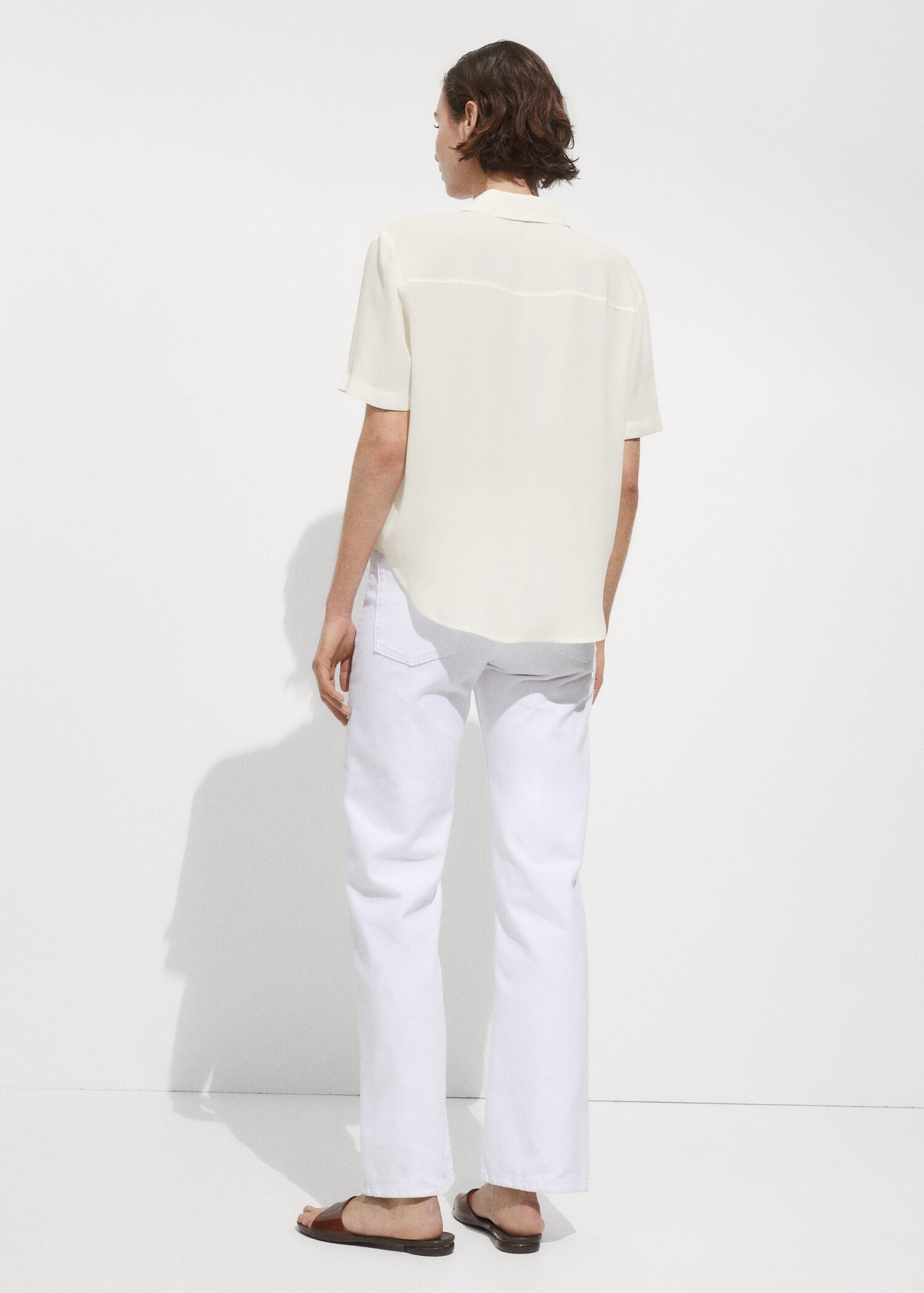 Chemise manches courtes poche - Verso de l’article