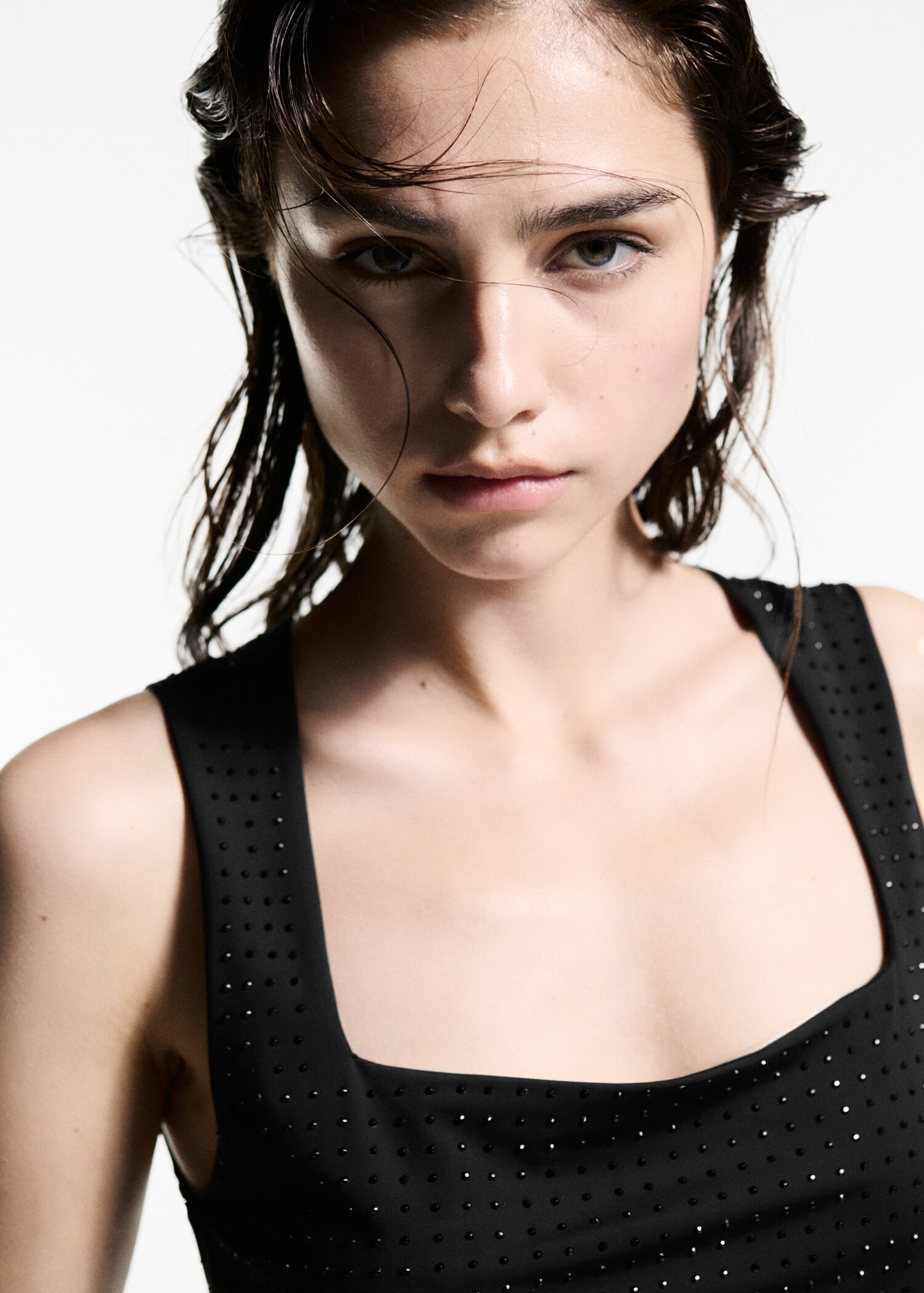 Strappy top with rhinestone detail - Details of the article 1