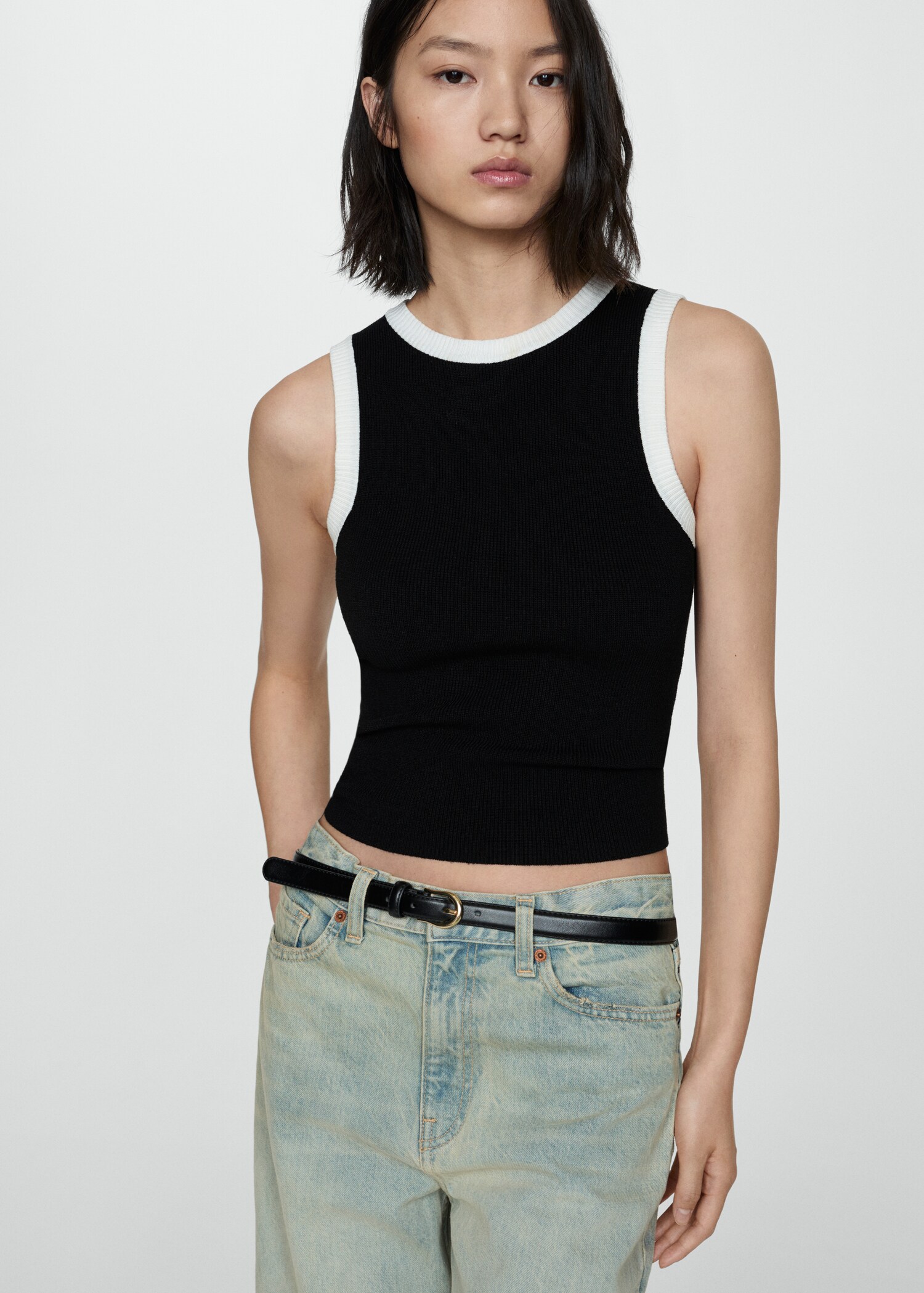 Knitted top with contrasting piping - Medium plane