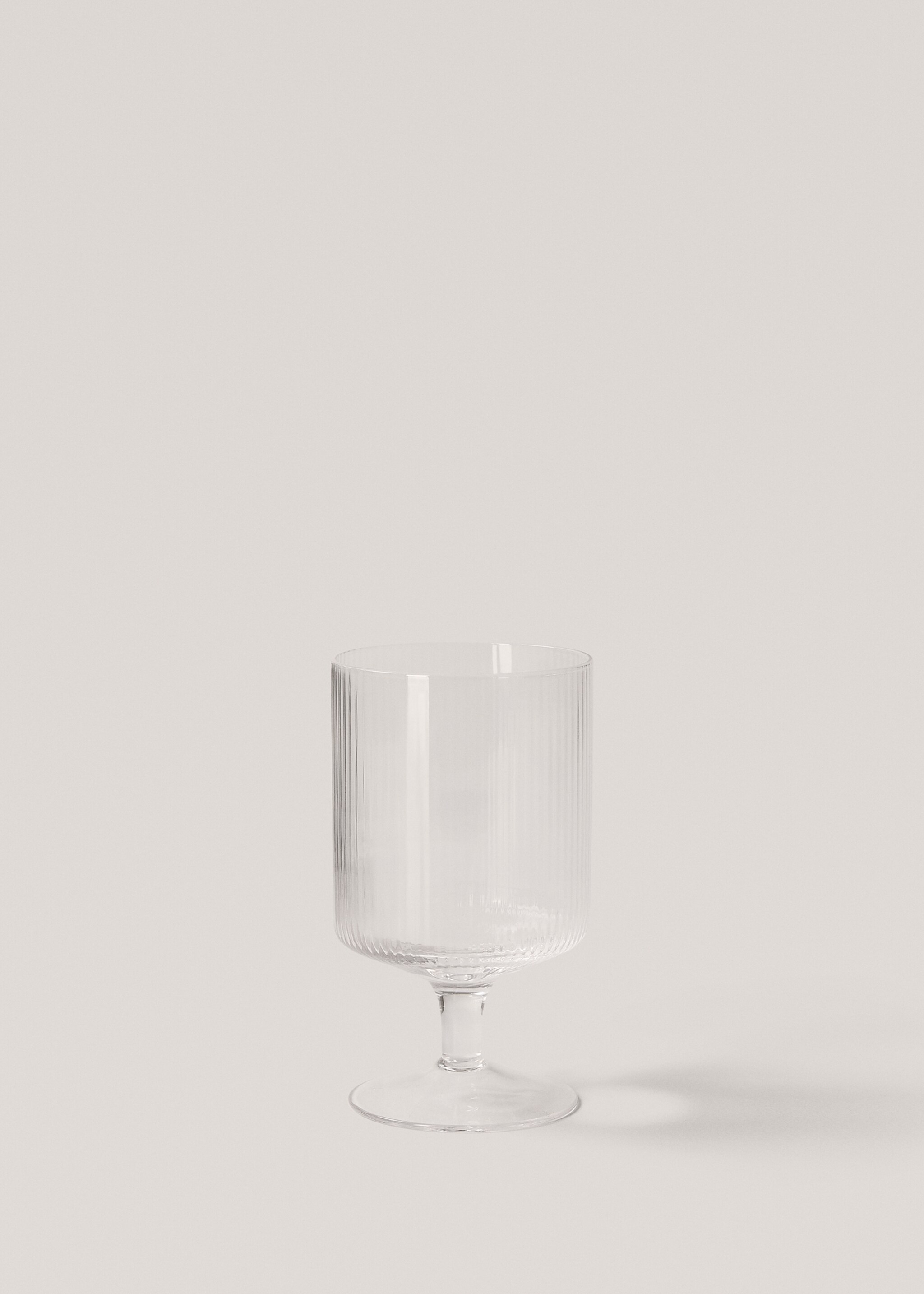 Verre à pied en verre lignes - Article sans modèle