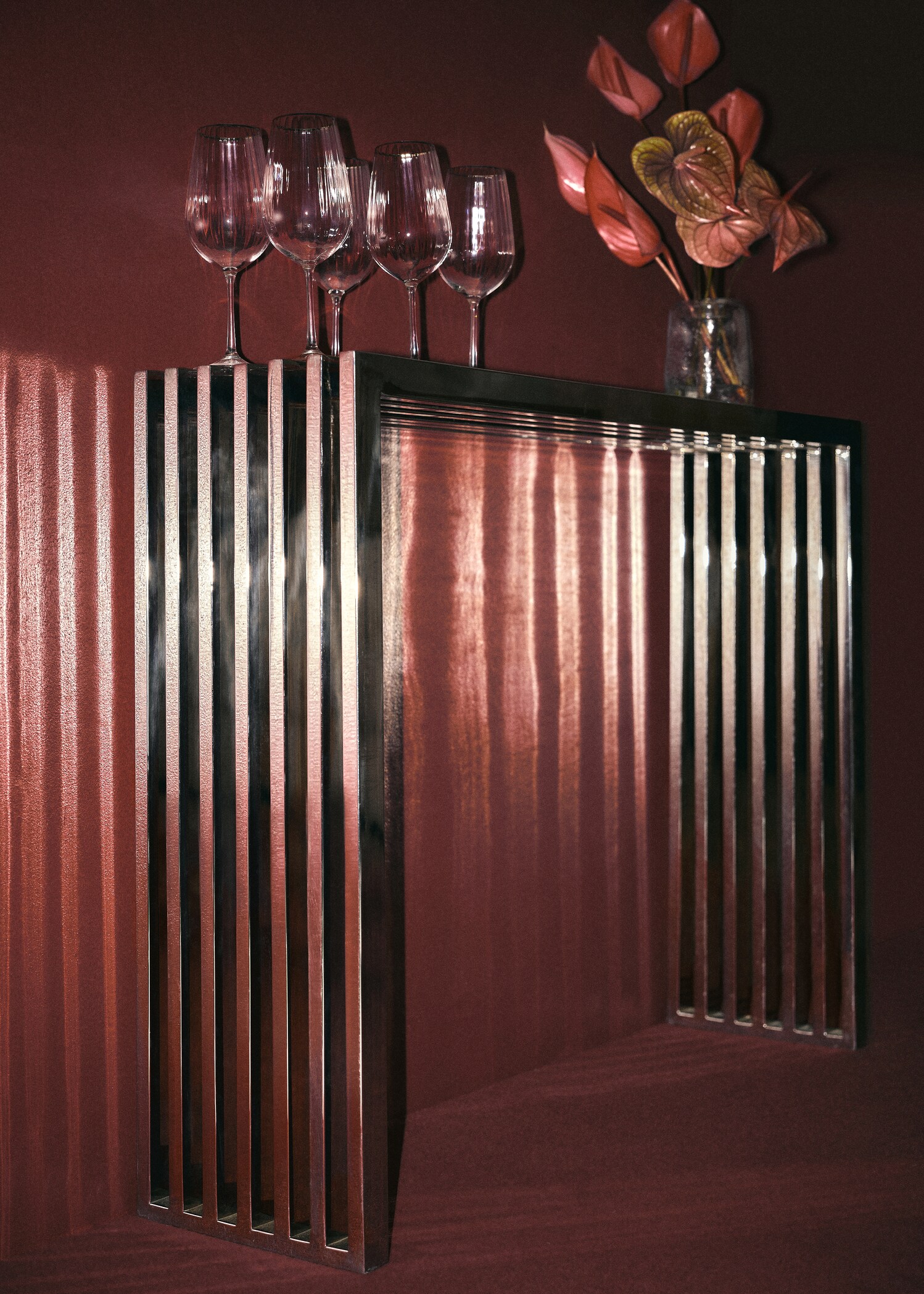 Glass cup with embossed stripes - Details of the article 7
