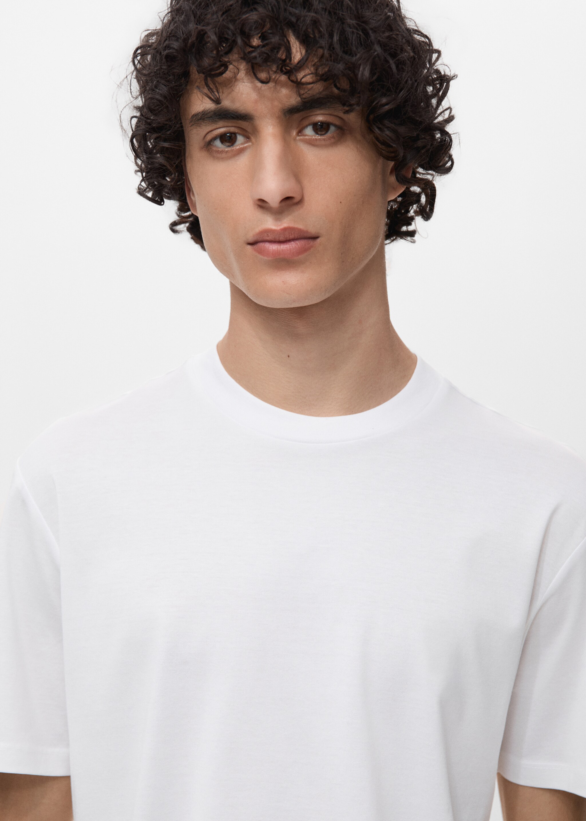 100% cotton slim-fit t-shirt - Details of the article 1