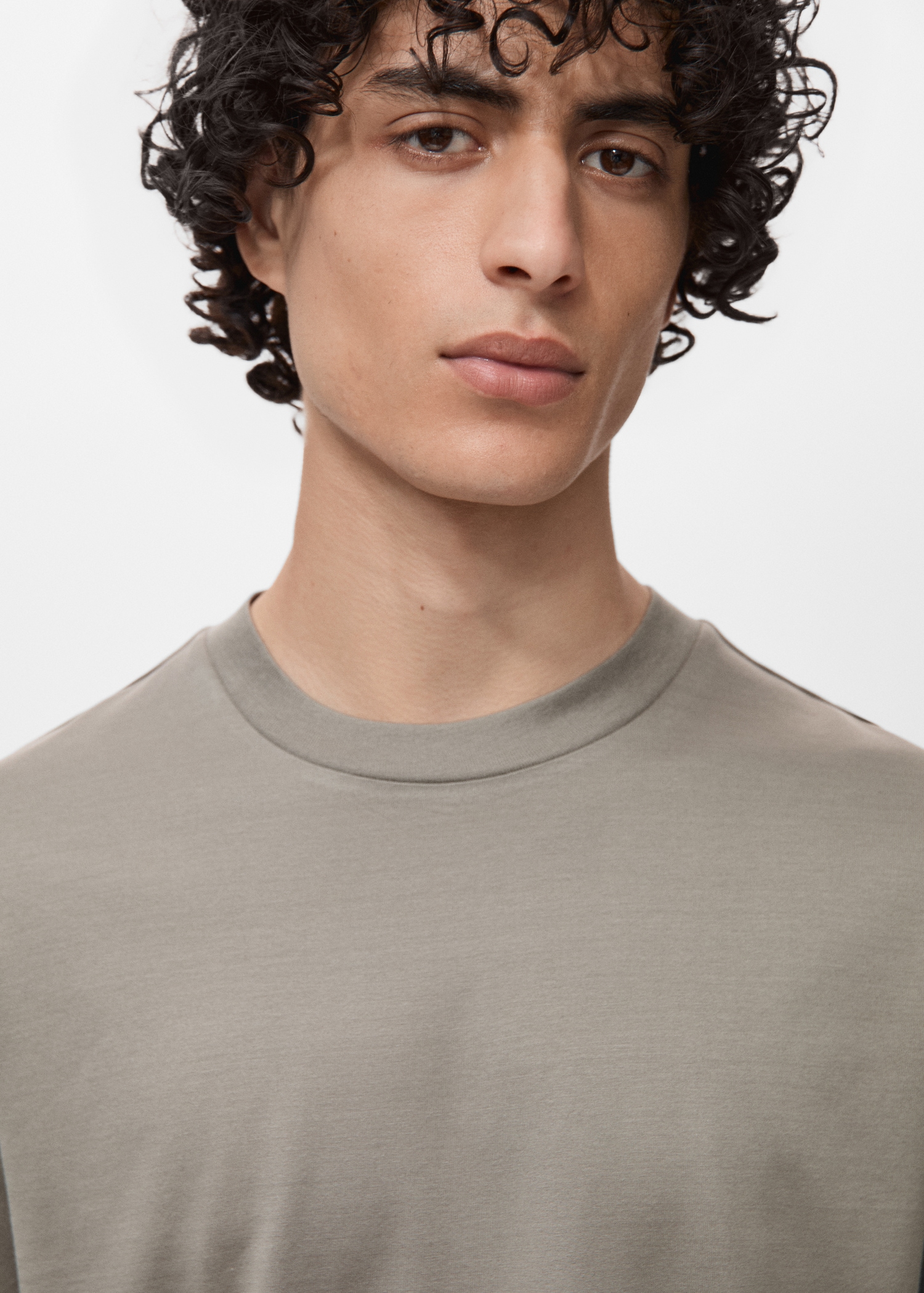 Slim-Fit-T-Shirt aus 100 % Baumwolle - Detail des Artikels 1