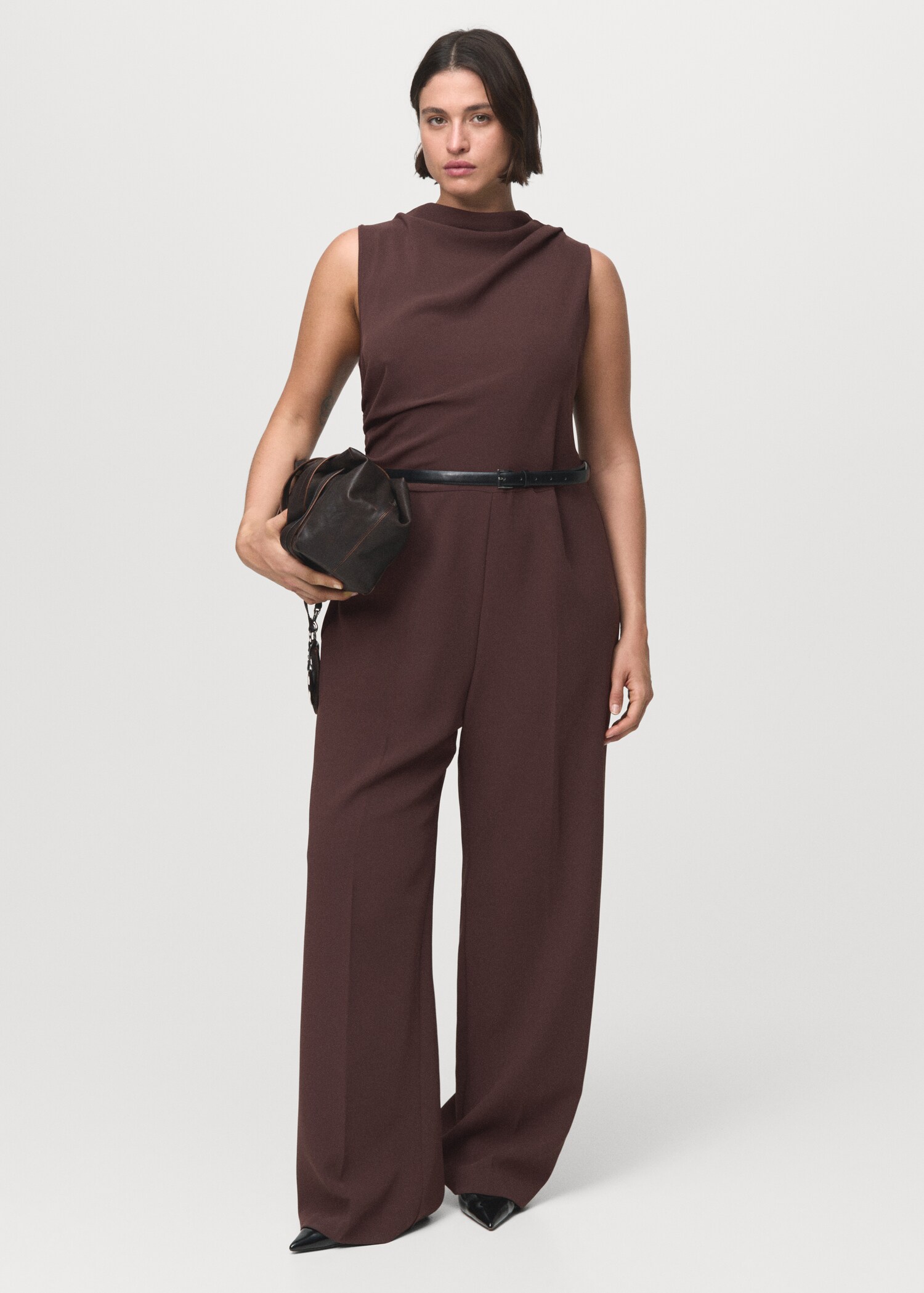 Long jumpsuit with draped neck and belt - Details of the article 3